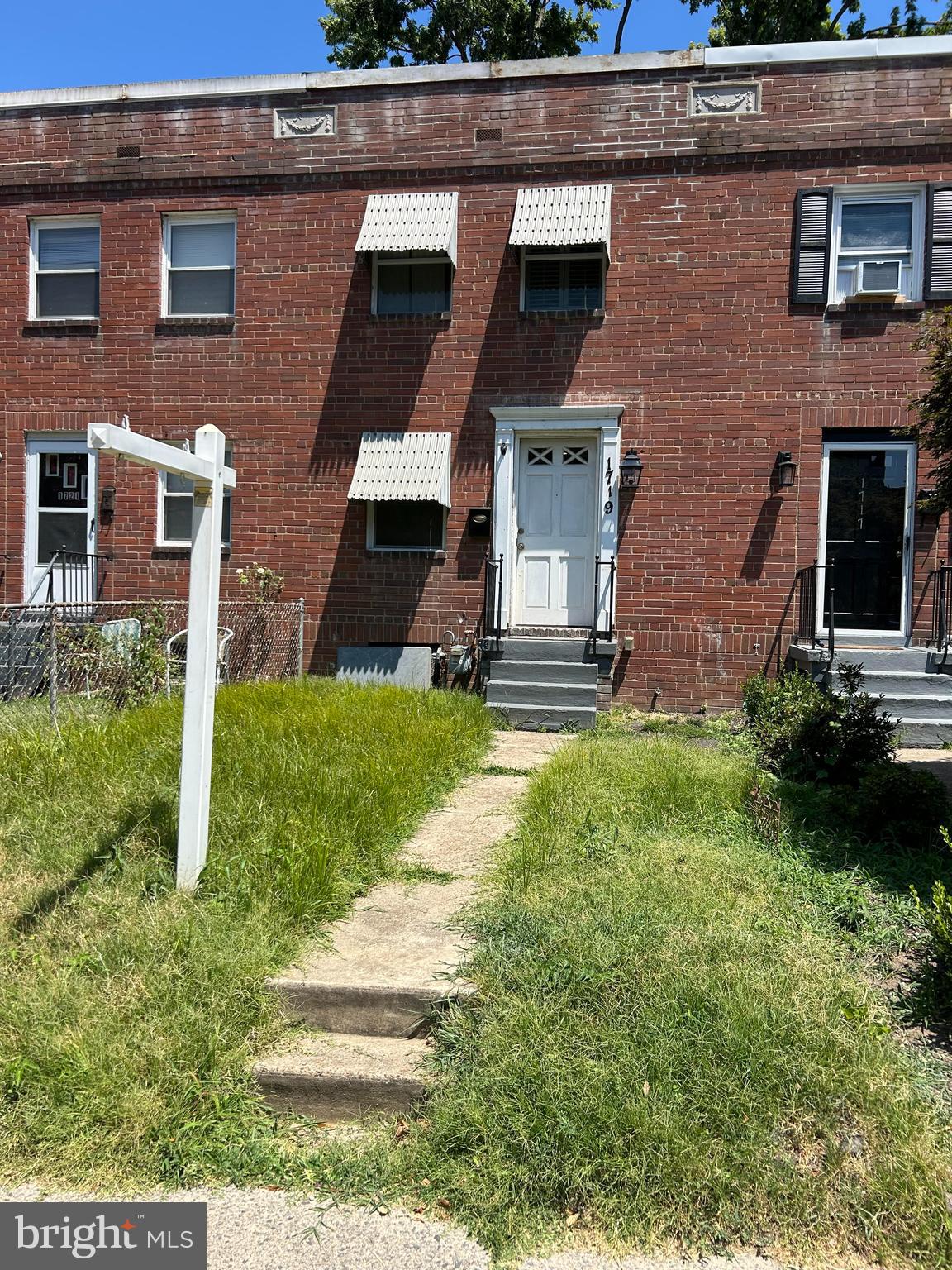 Real estate listing preview #1