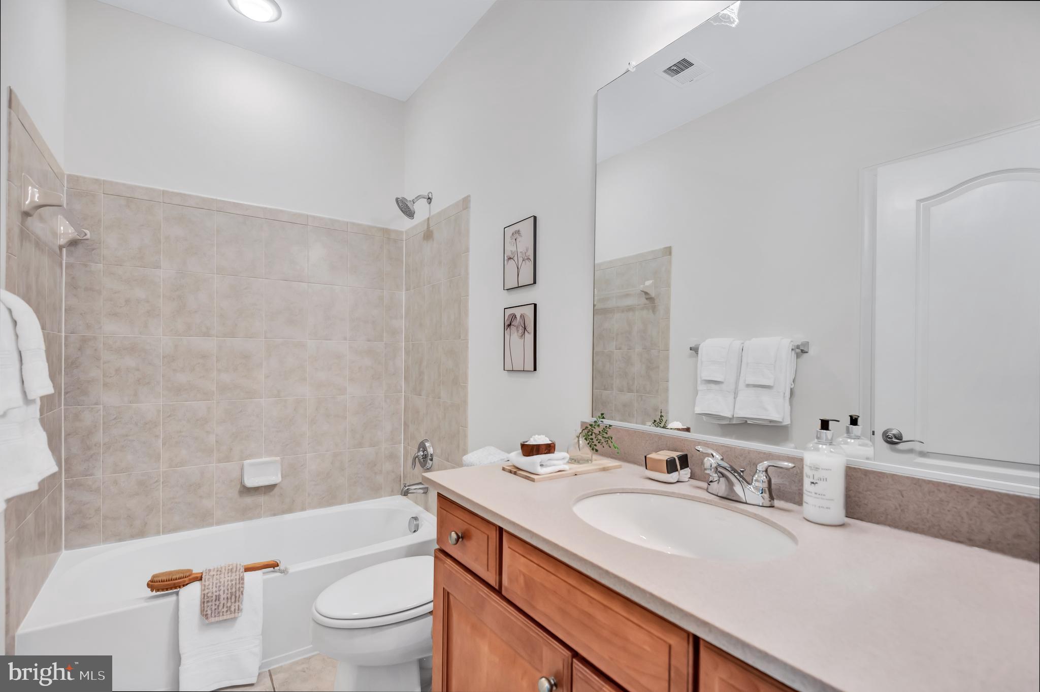 Real estate listing preview #32