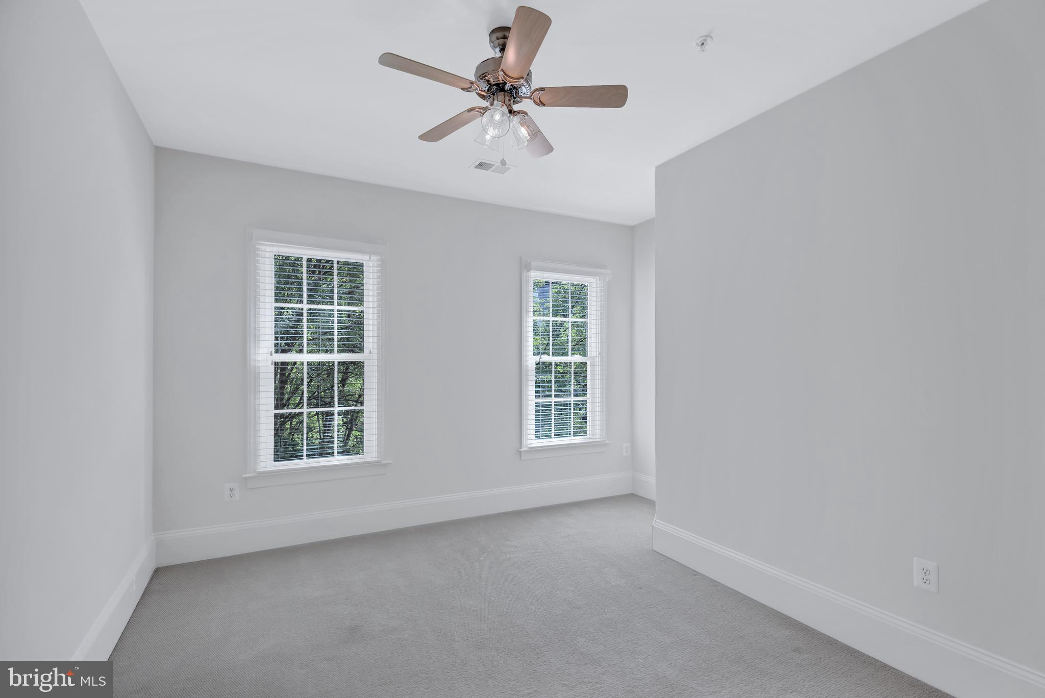 Real estate listing preview #33