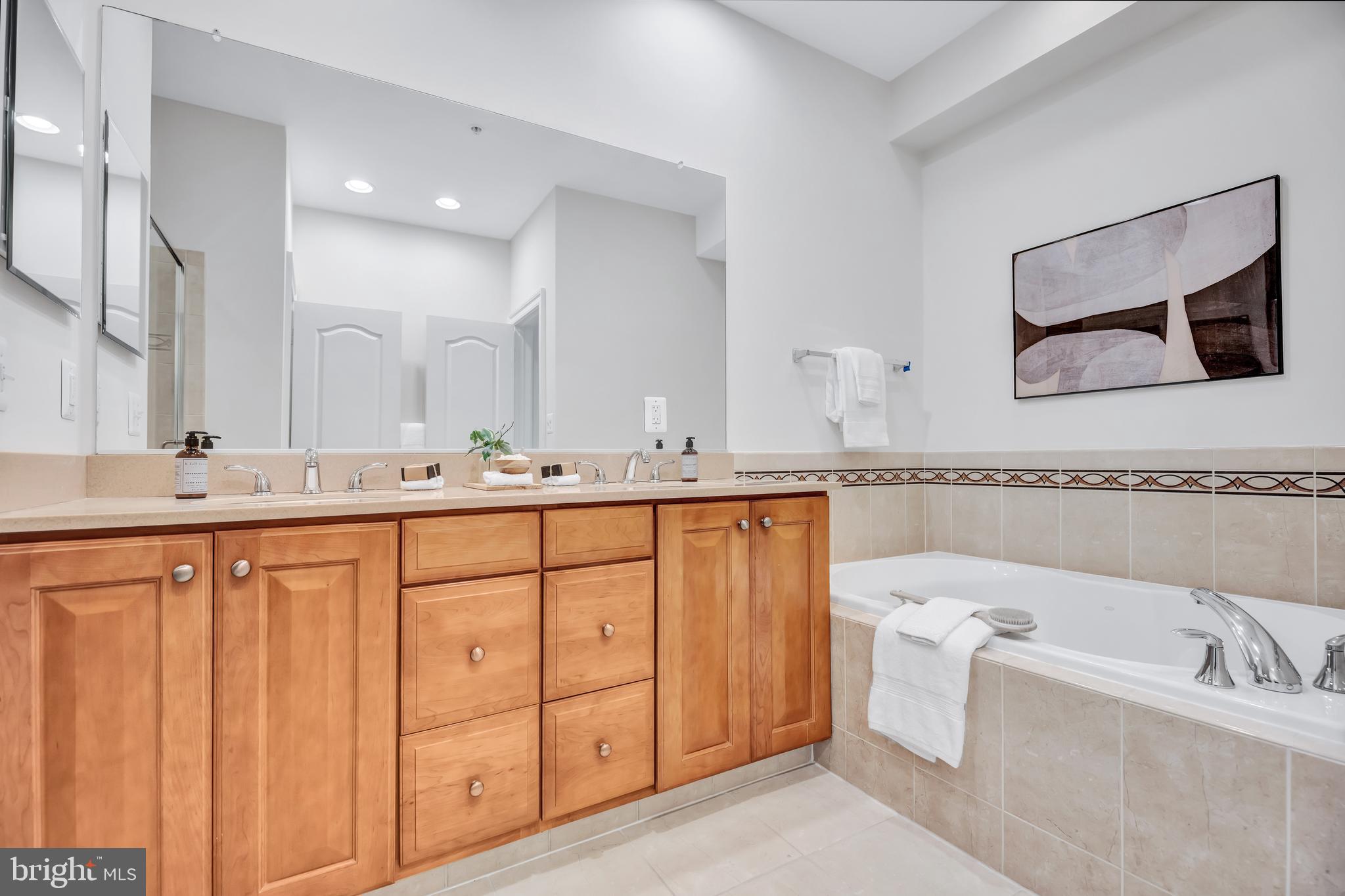 Real estate listing preview #25