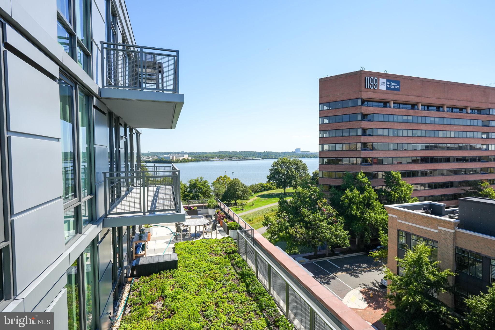 Real estate listing preview #13