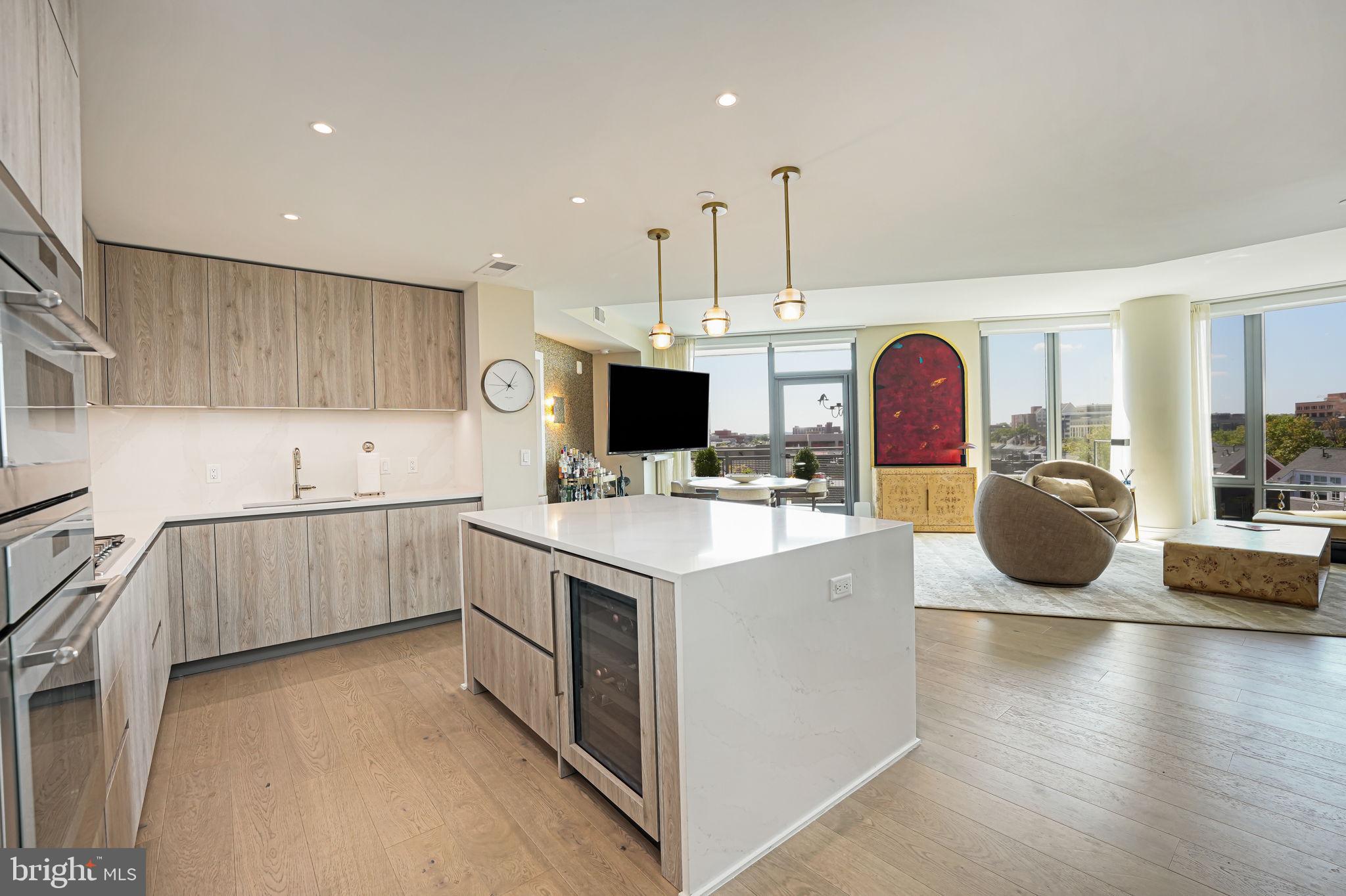 Real estate listing preview #2