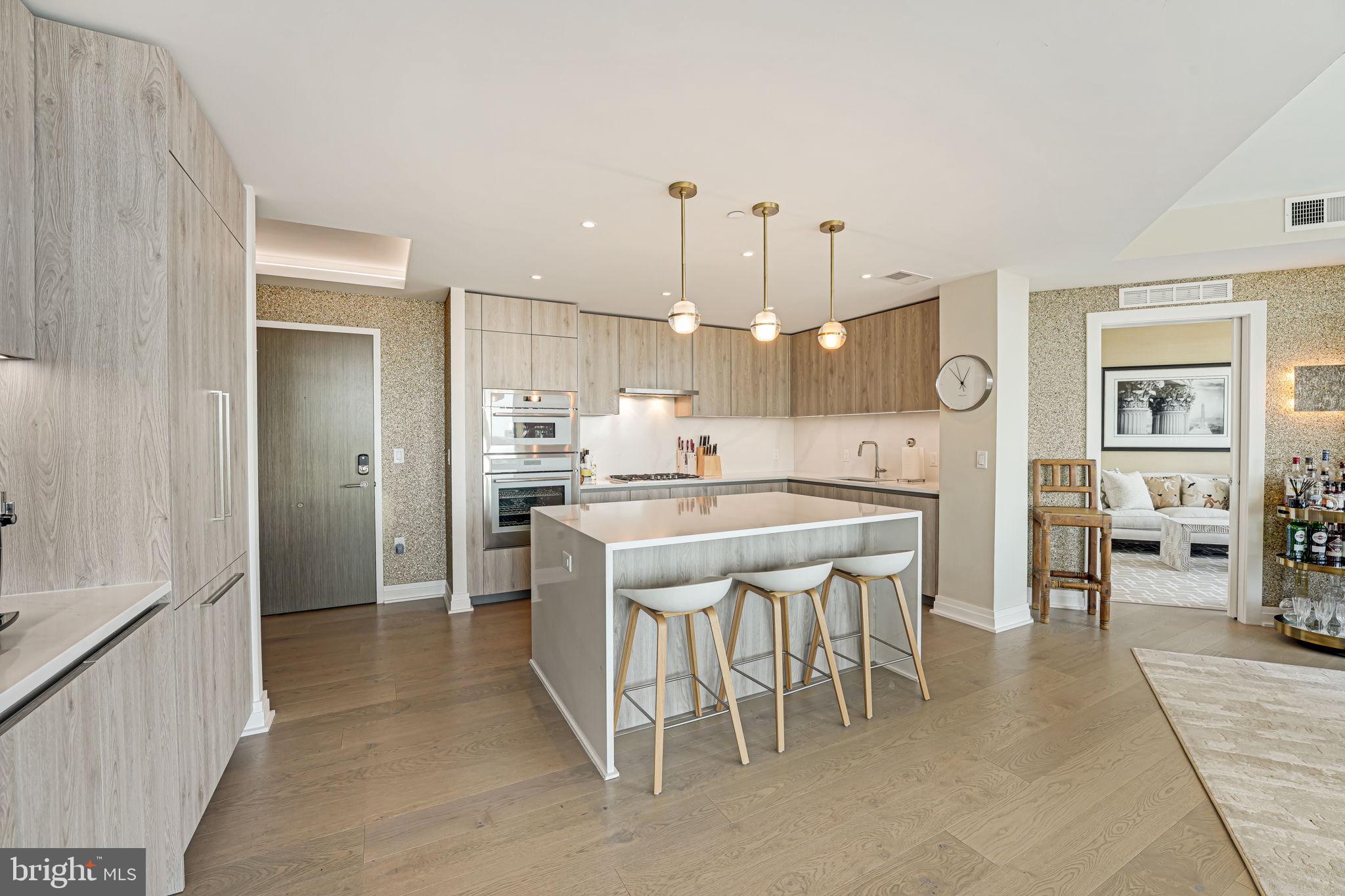 Real estate listing preview #7