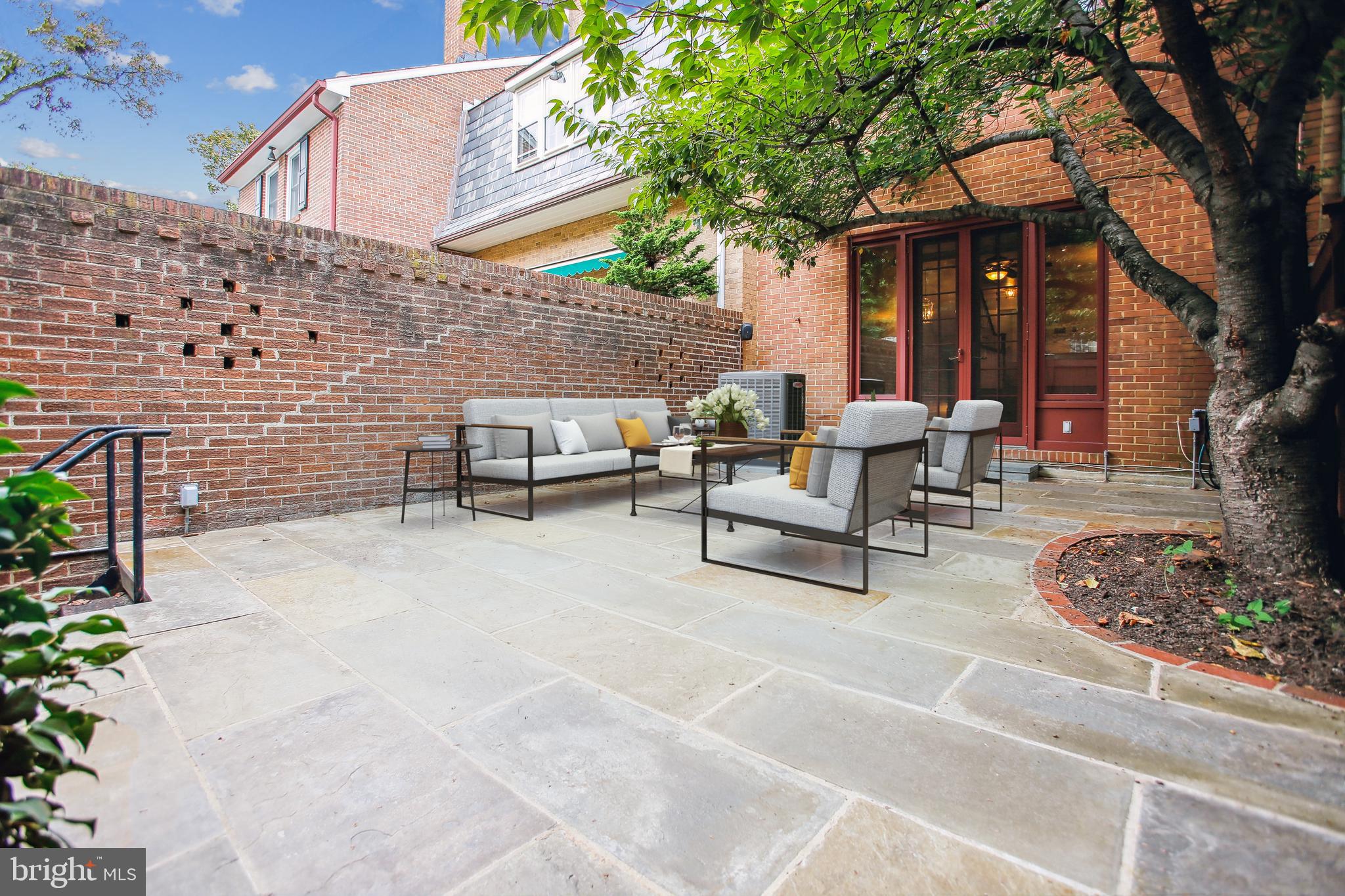 Real estate listing preview #13