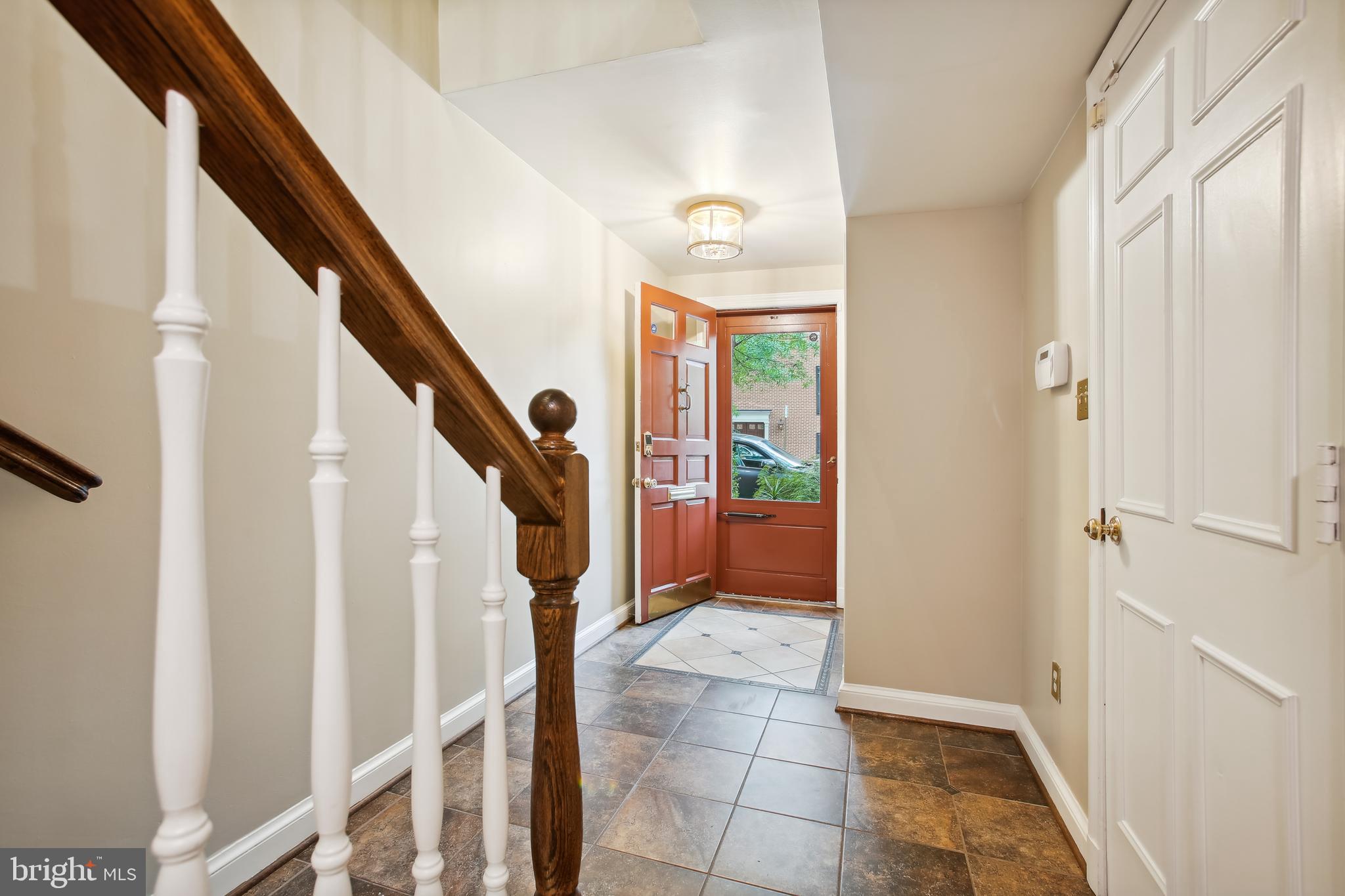 Real estate listing preview #5