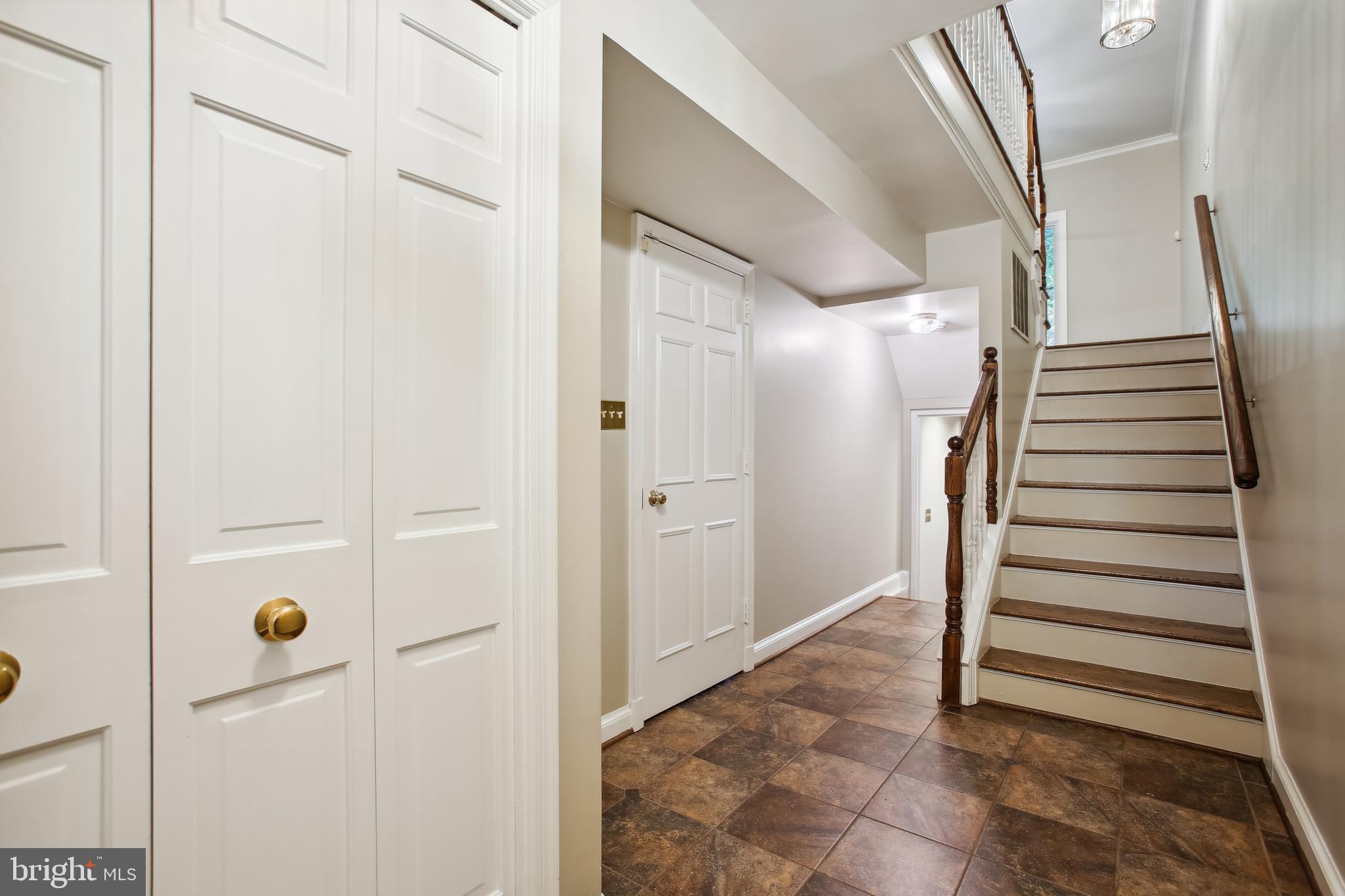 Real estate listing preview #7