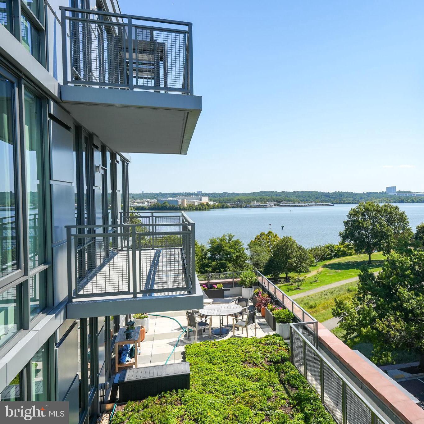 Real estate listing preview #1