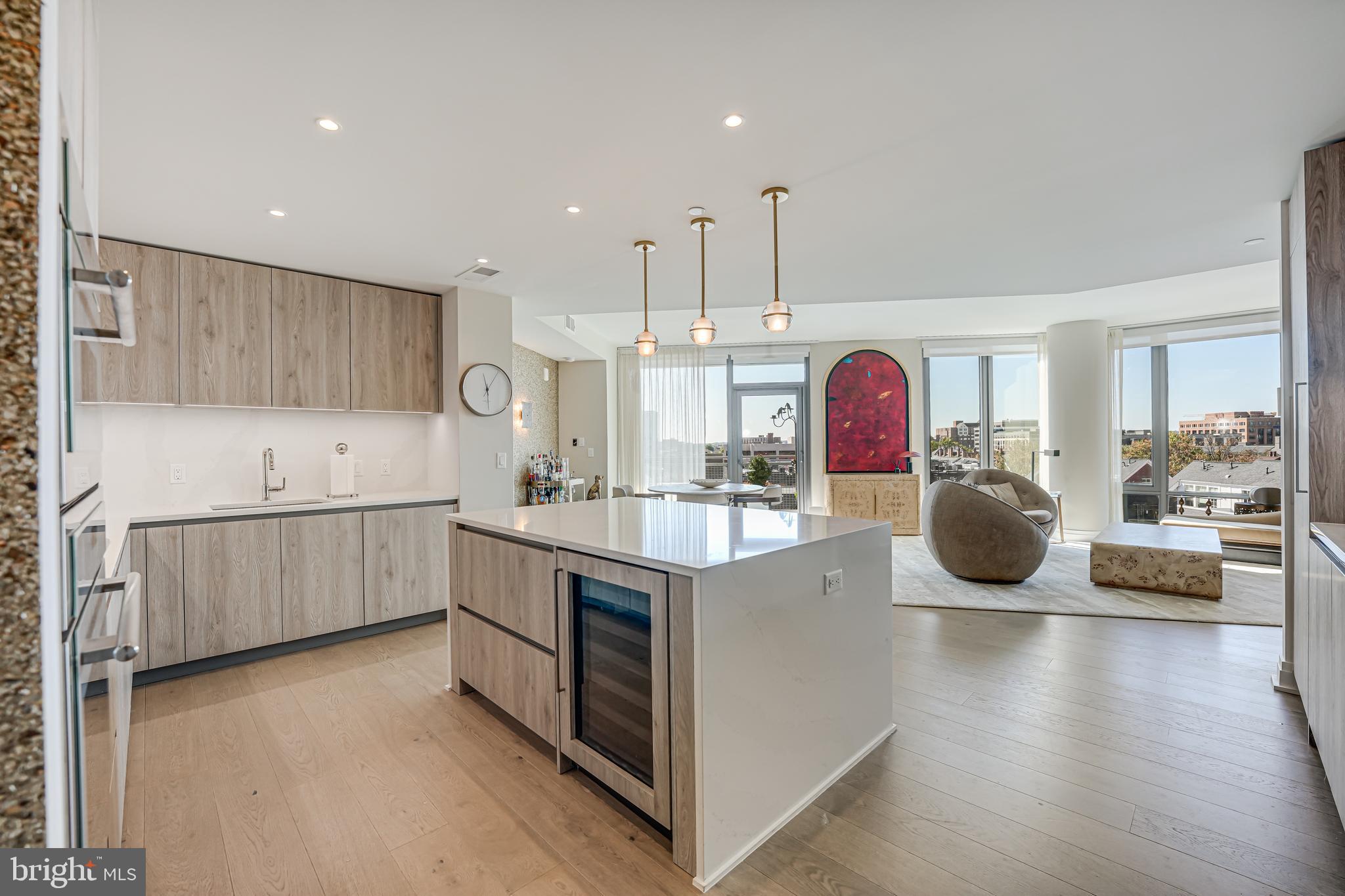 Real estate listing preview #2