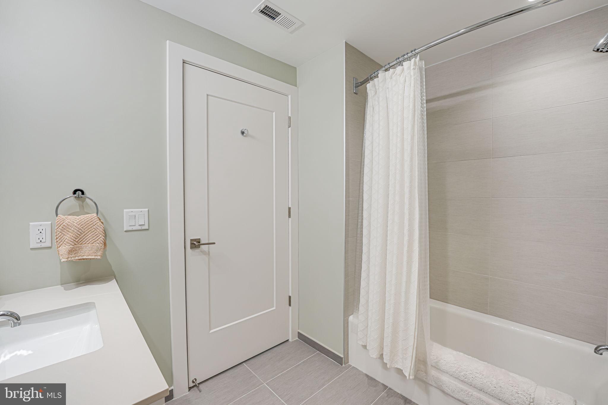 Real estate listing preview #33