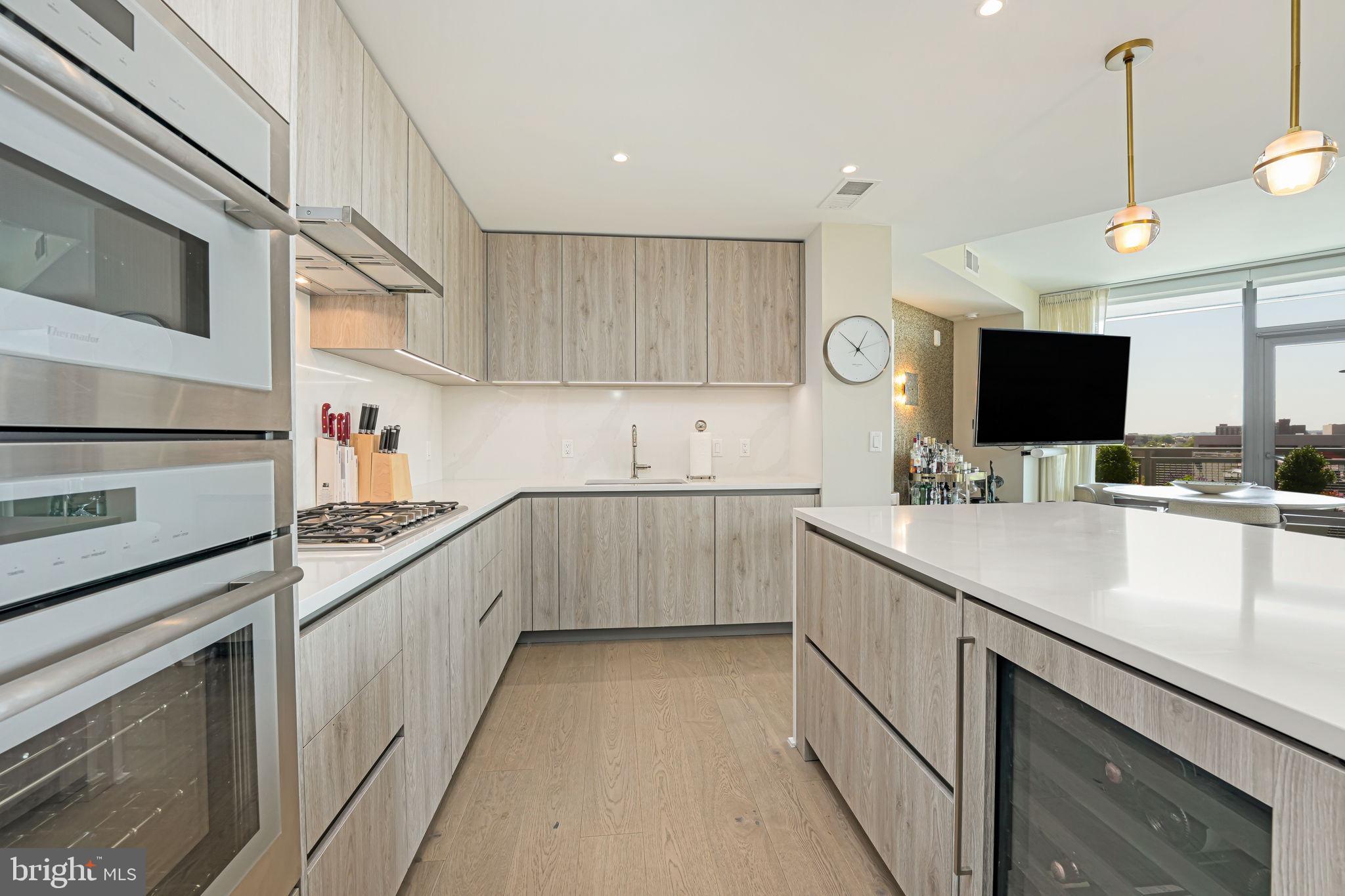 Real estate listing preview #3