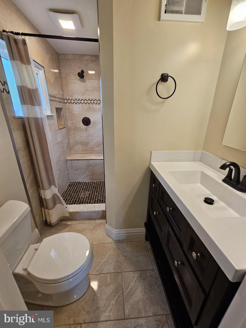 Real estate listing preview #12