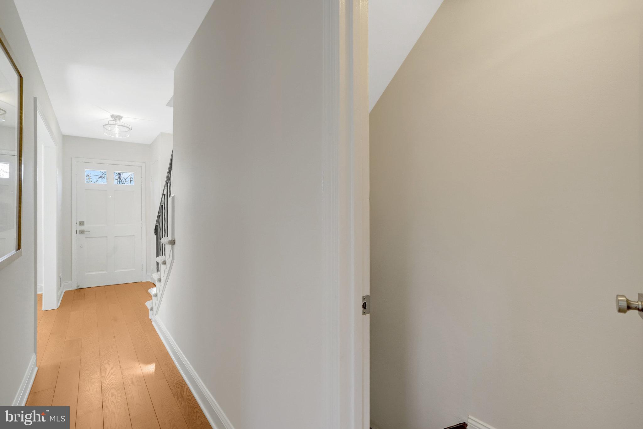 Real estate listing preview #16