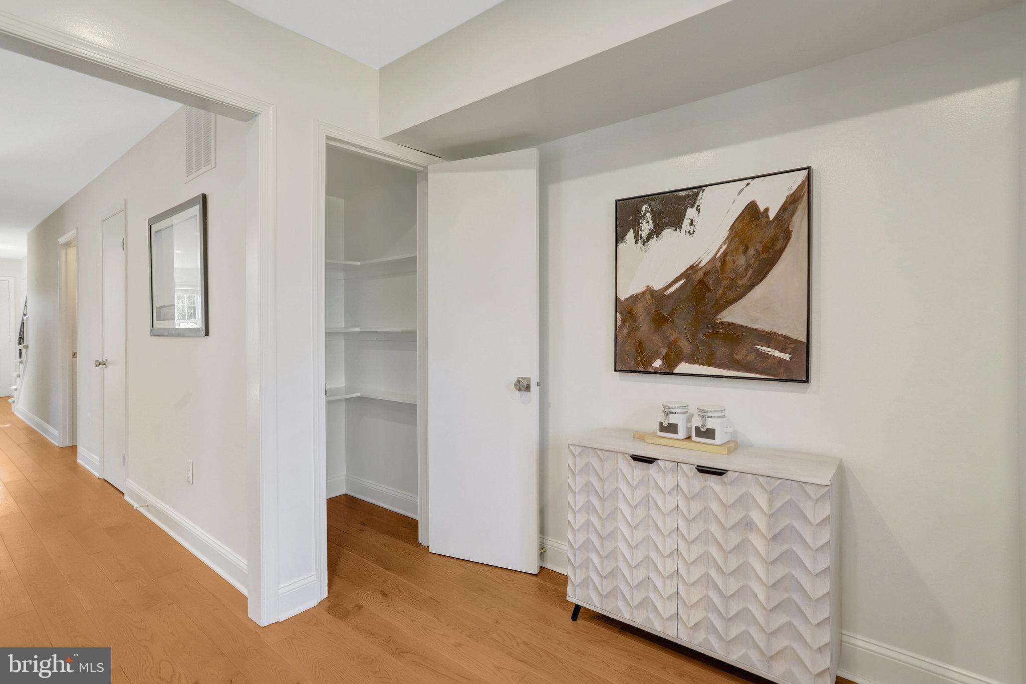 Real estate listing preview #22