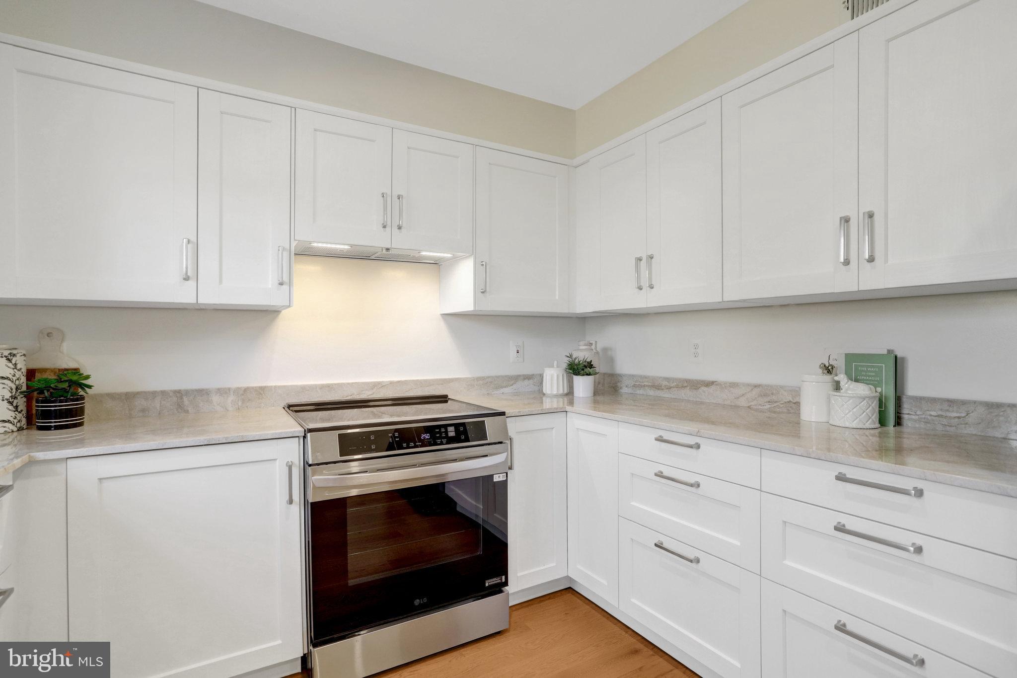 Real estate listing preview #19