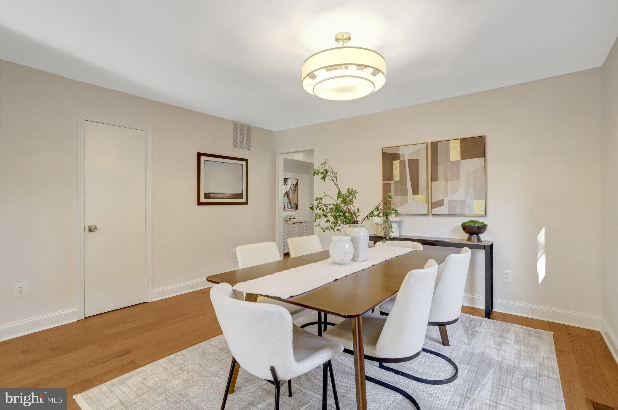 Real estate listing preview #11