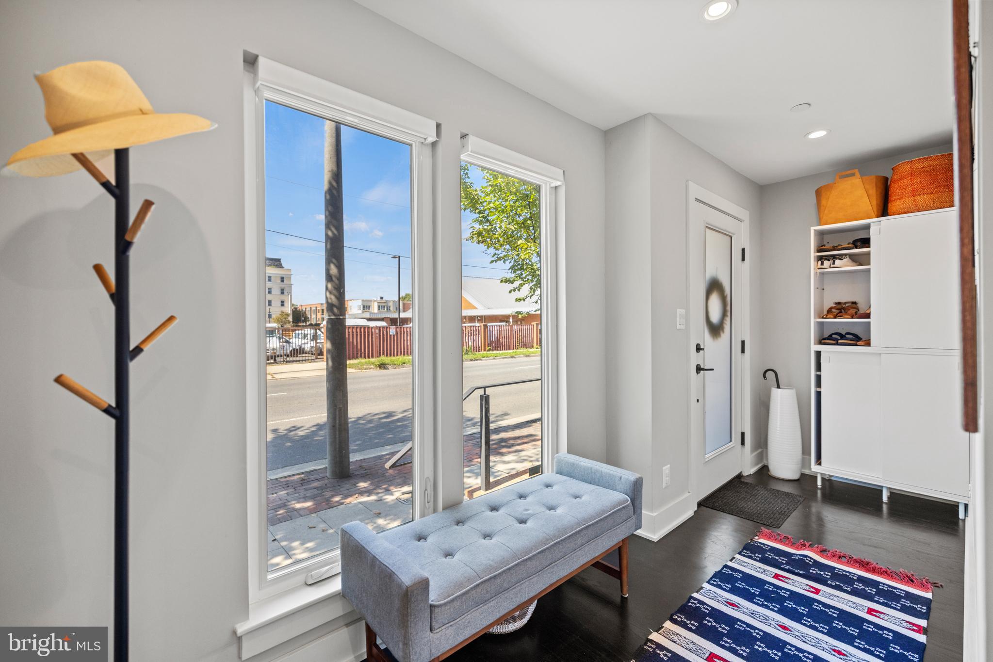 Real estate listing preview #4