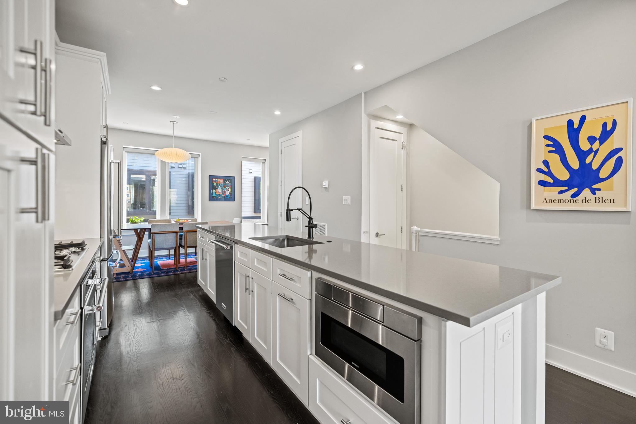 Real estate listing preview #7