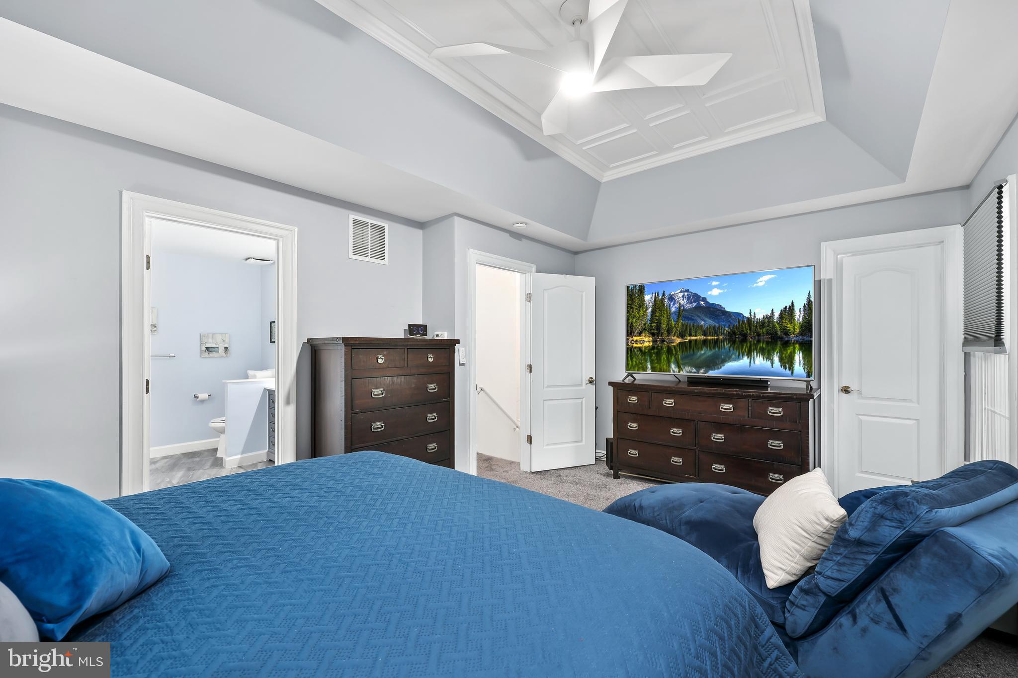 Real estate listing preview #17