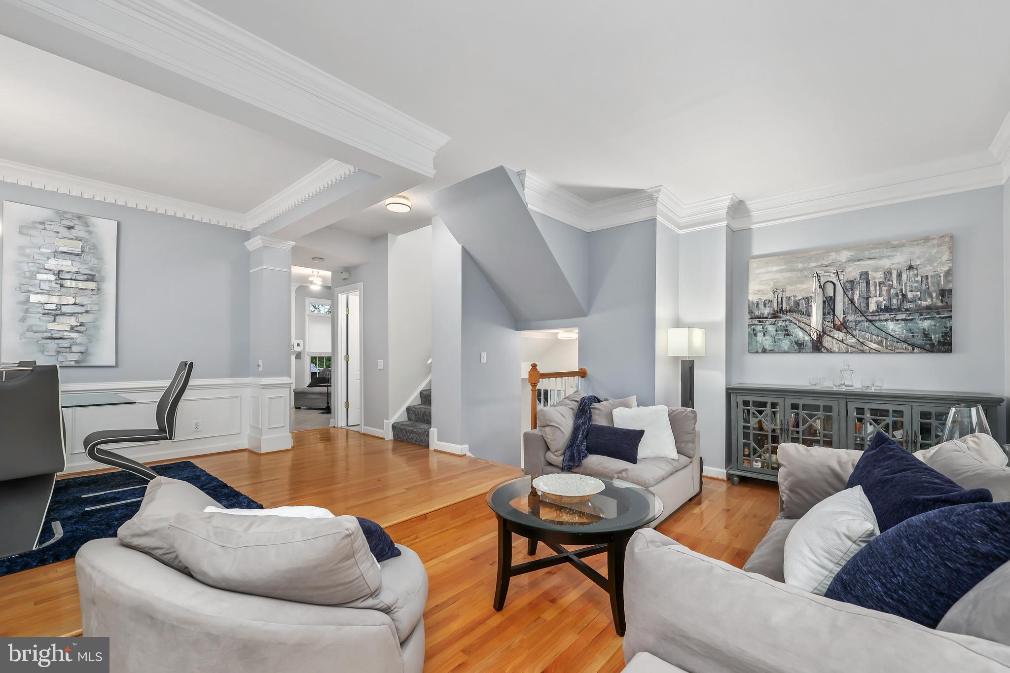 Real estate listing preview #4