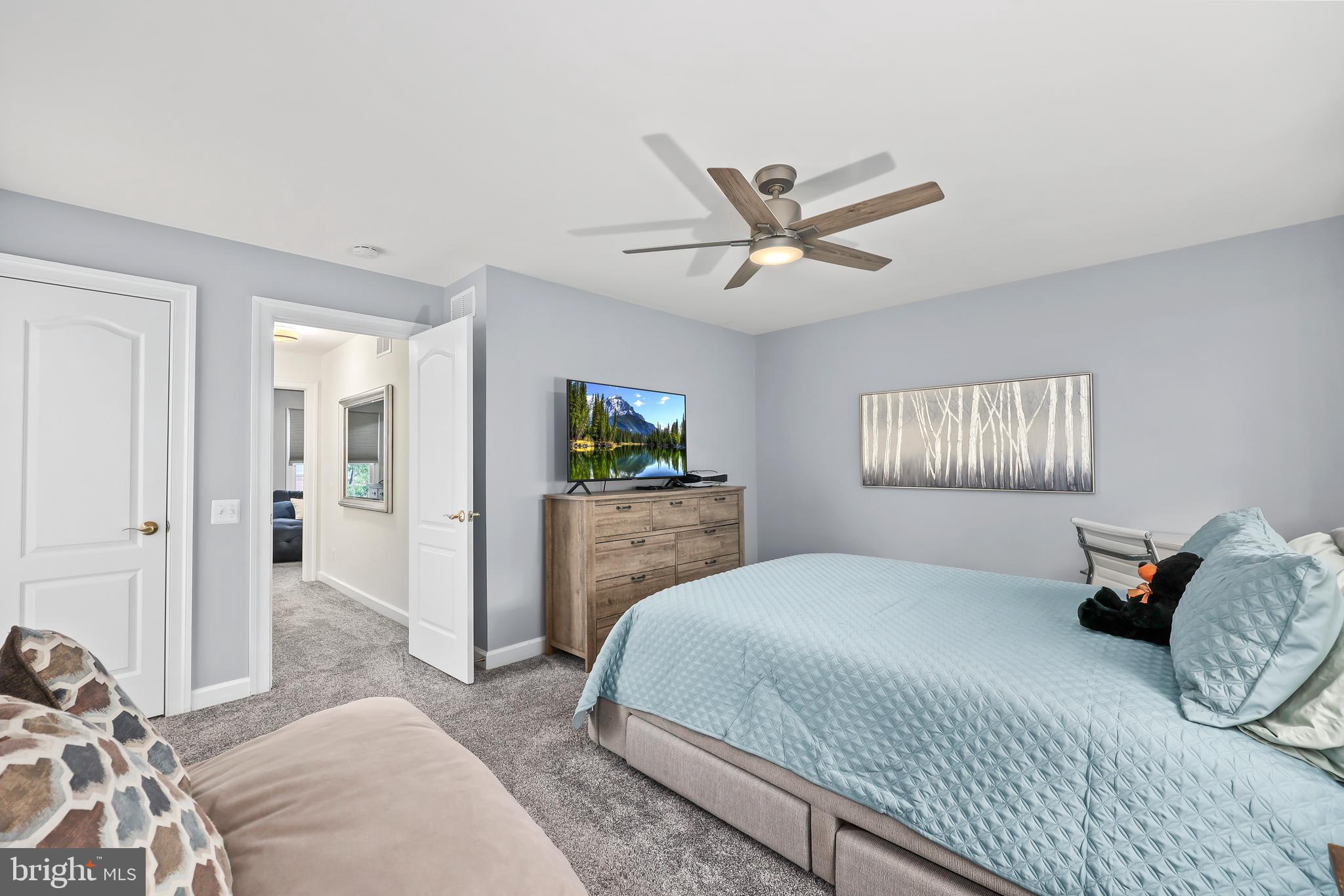 Real estate listing preview #23