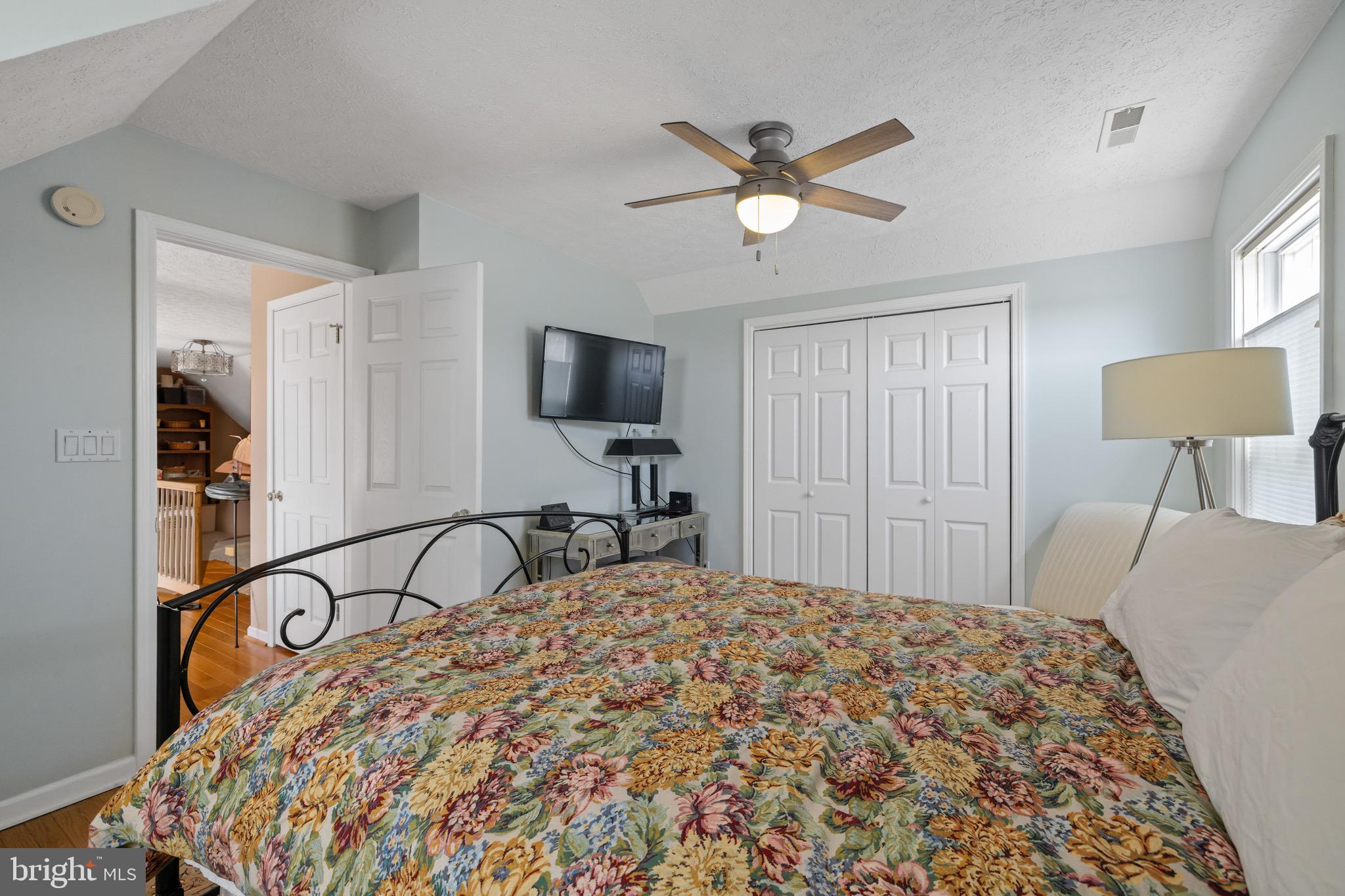 Real estate listing preview #32