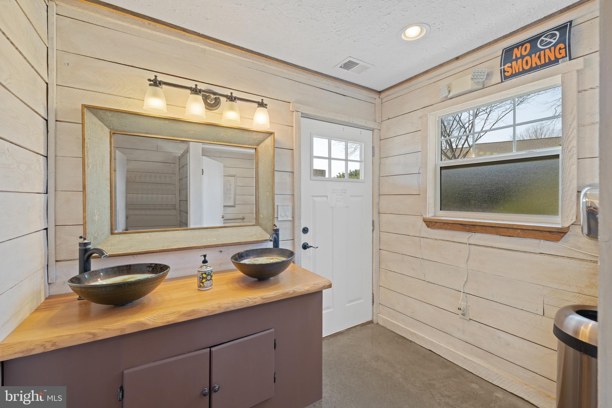 Real estate listing preview #65