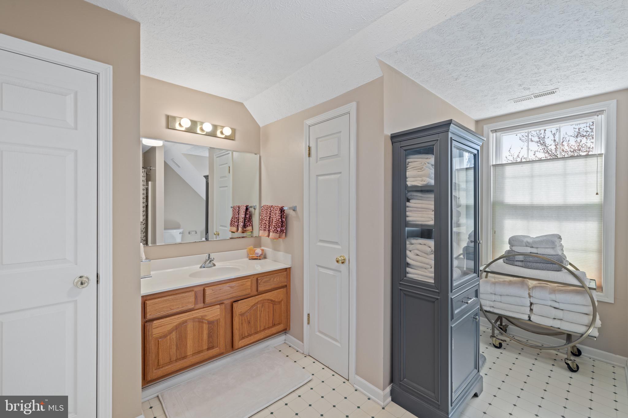 Real estate listing preview #33