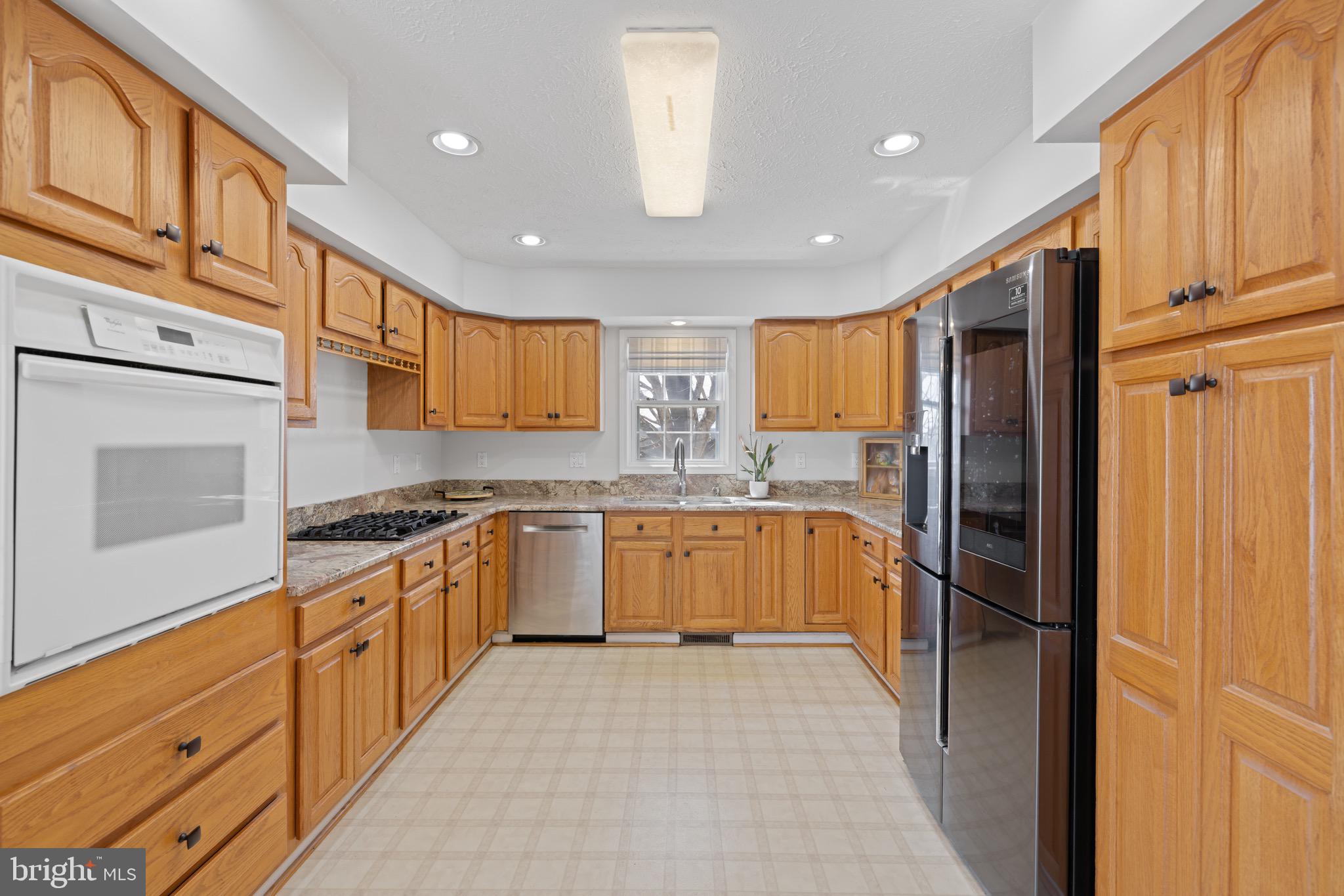 Real estate listing preview #13