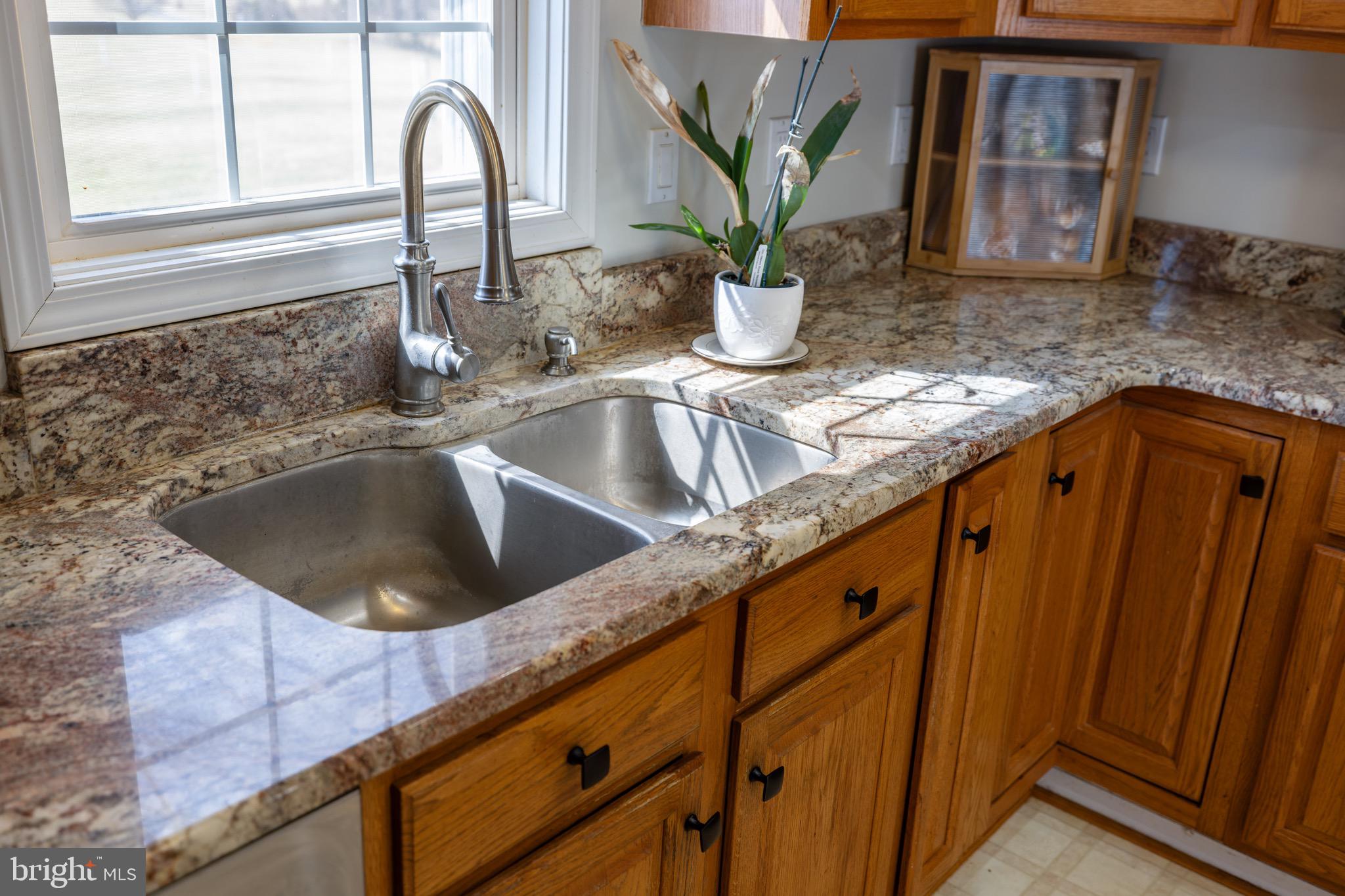 Real estate listing preview #15