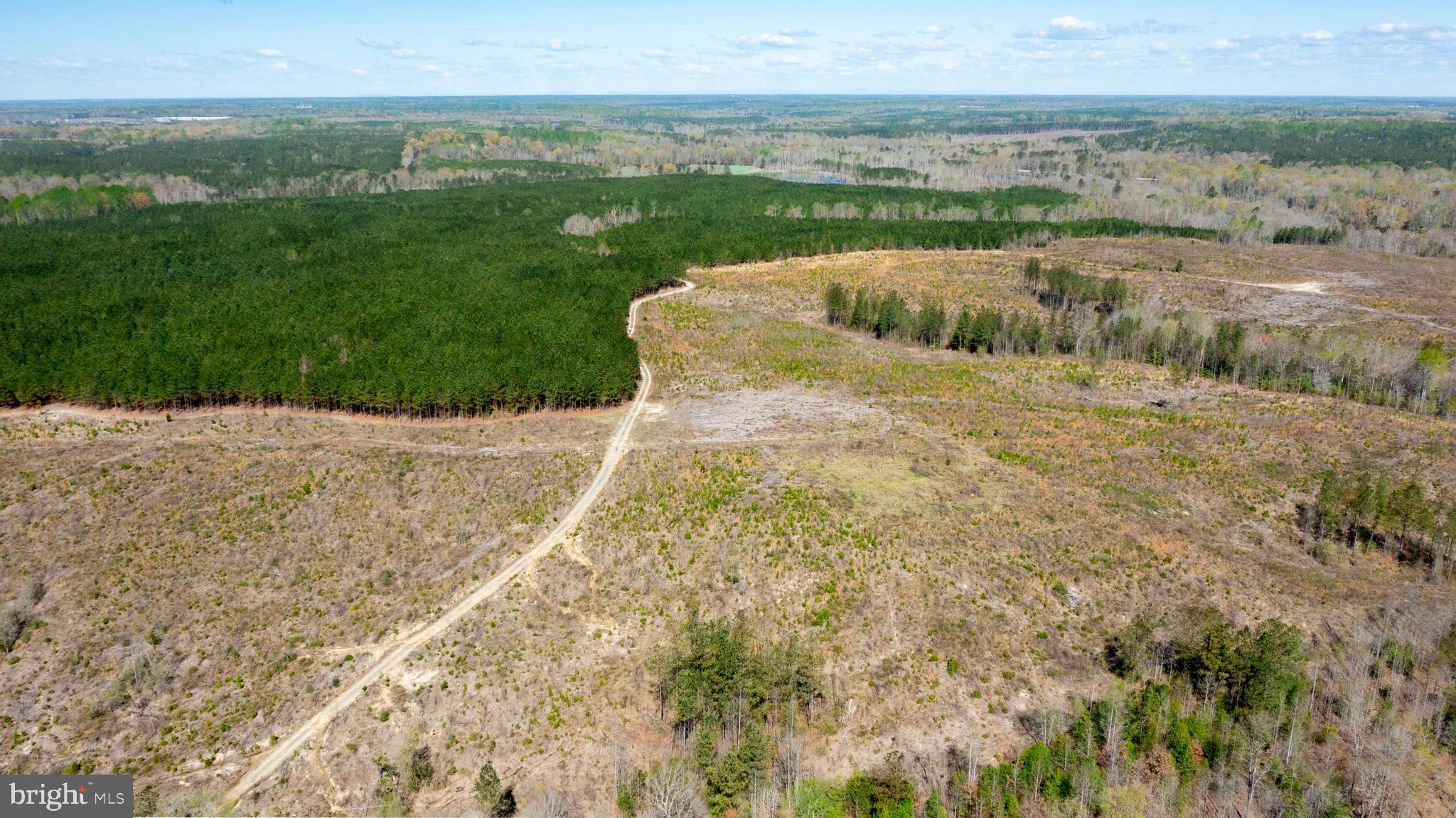 Real estate listing preview #2