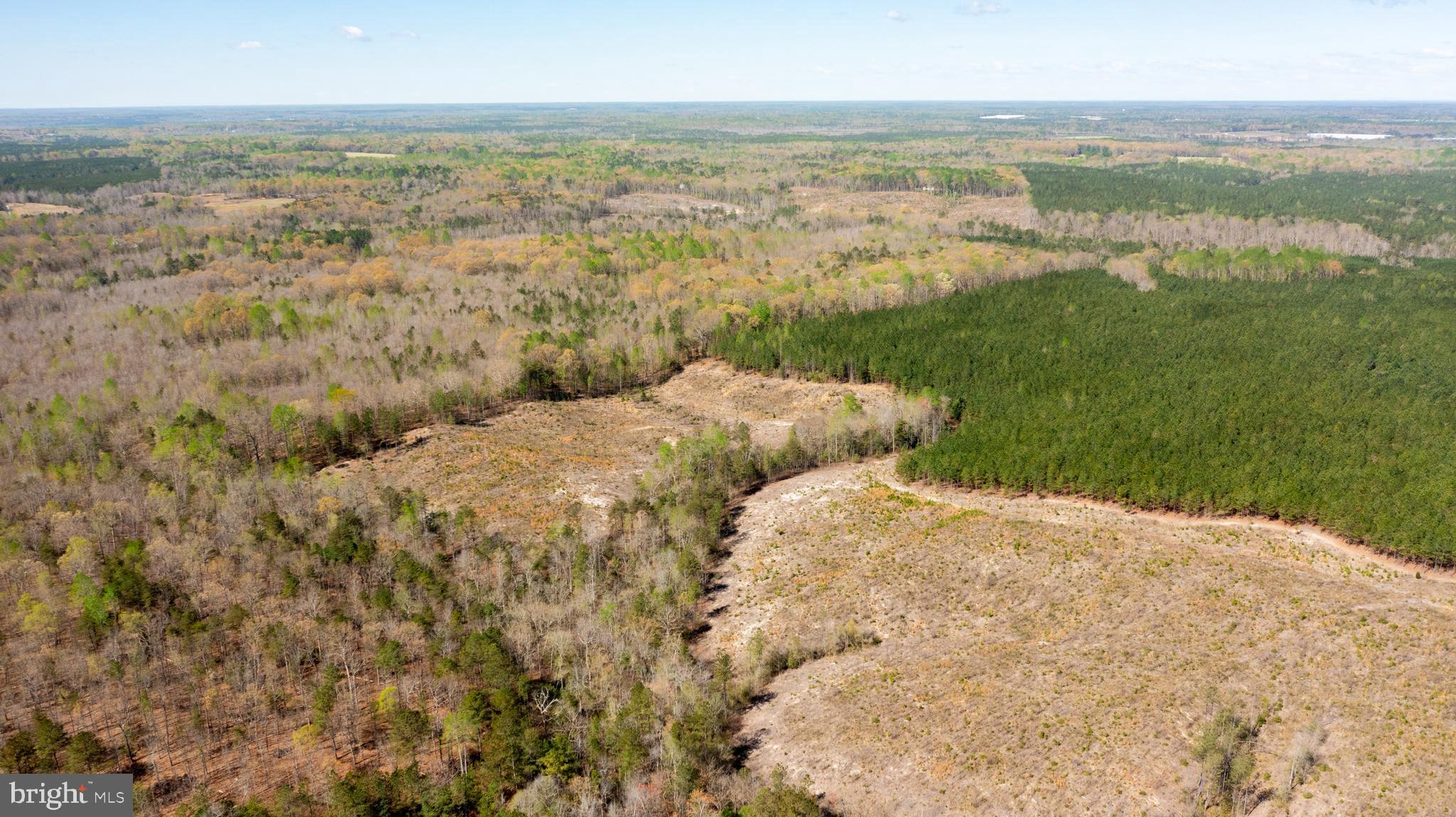 Real estate listing preview #13