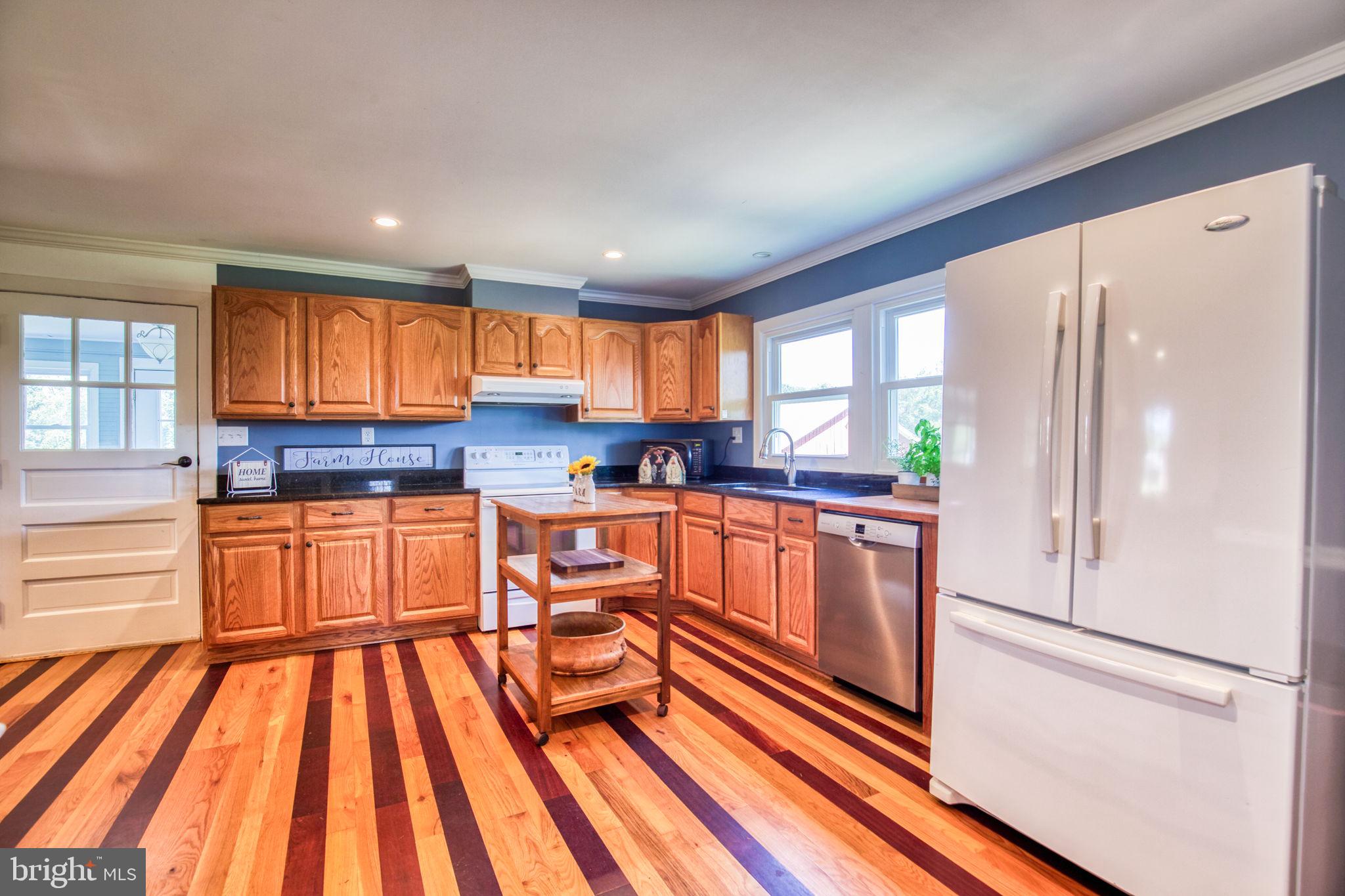 Real estate listing preview #17