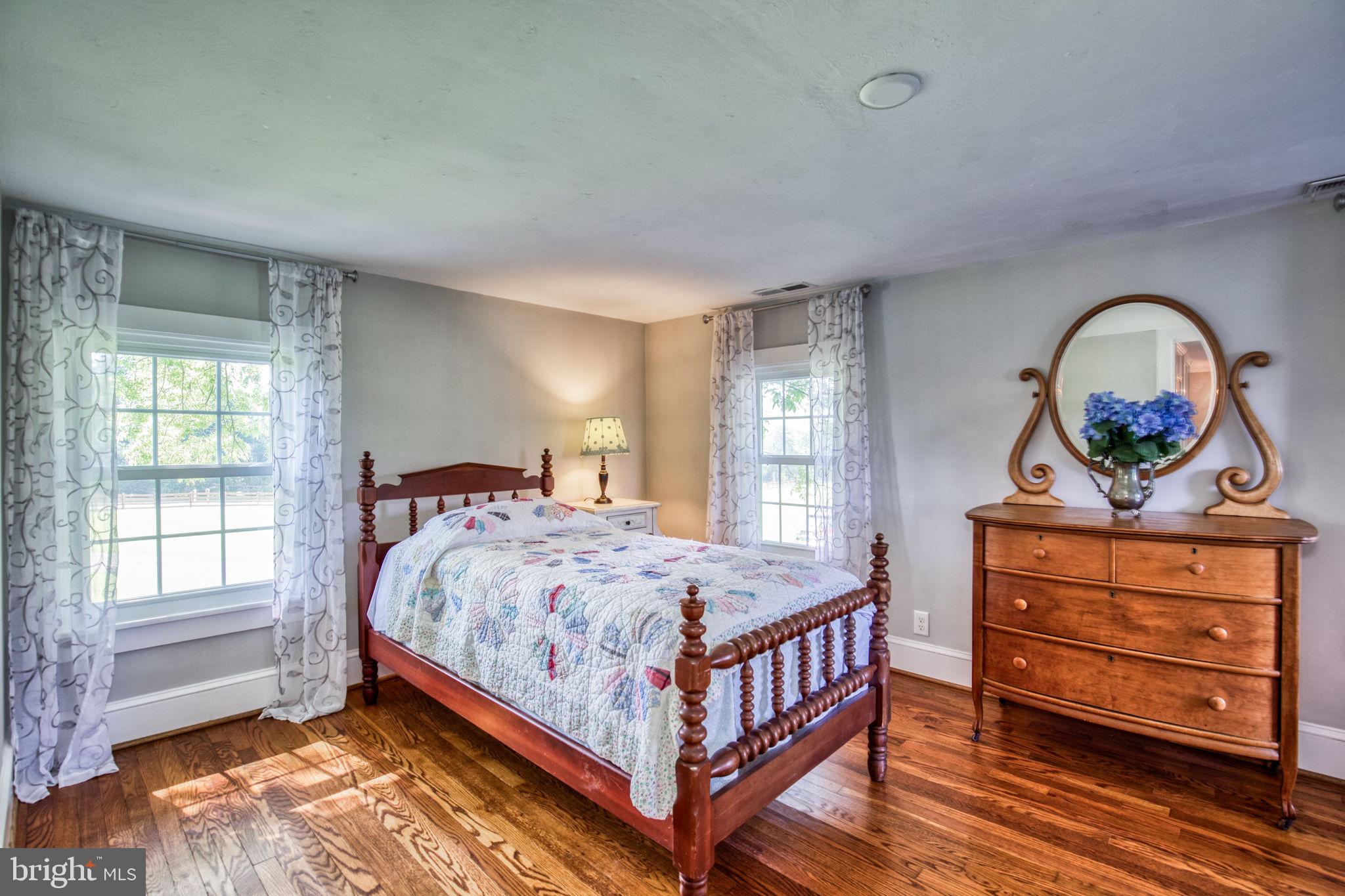 Real estate listing preview #33