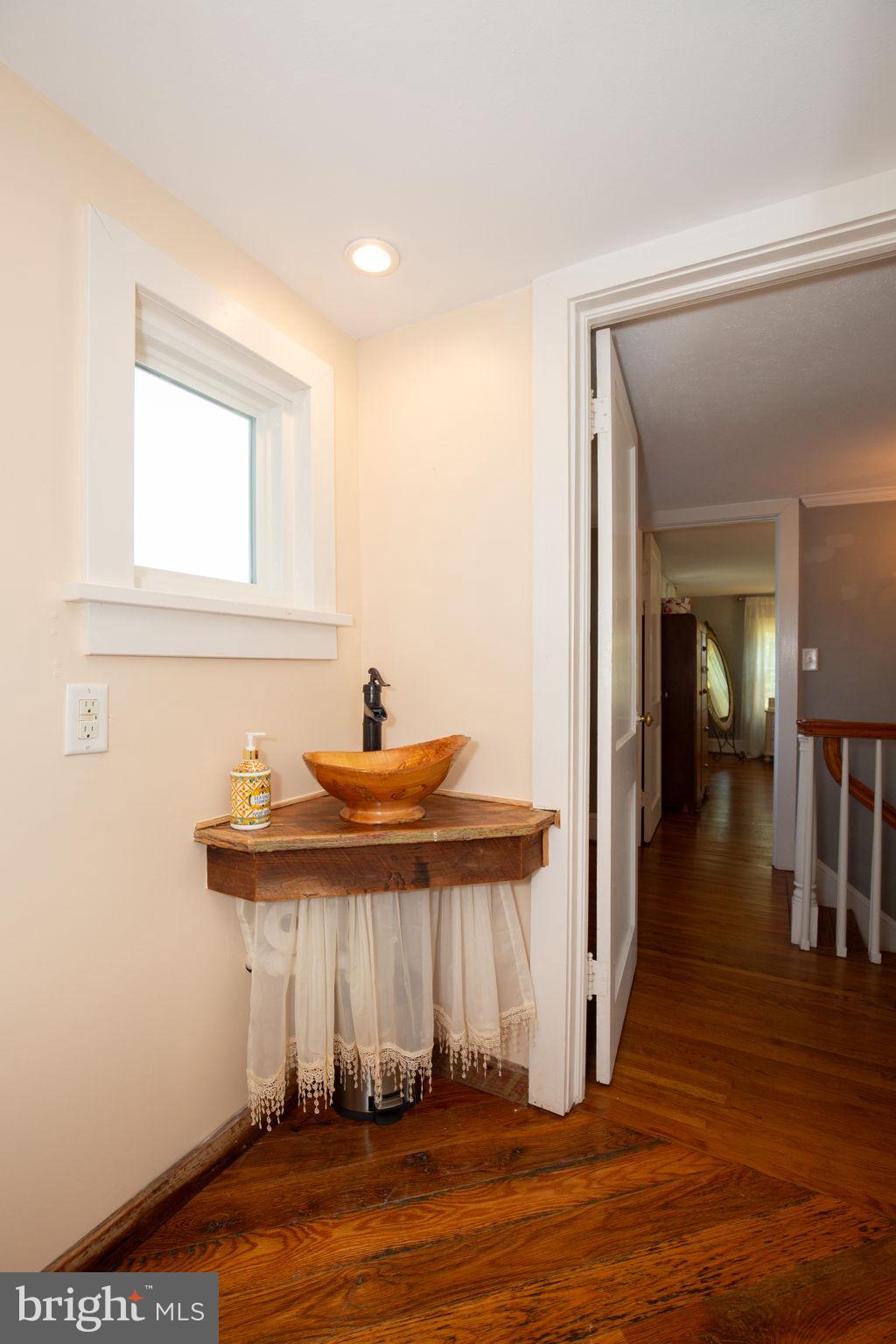 Real estate listing preview #36