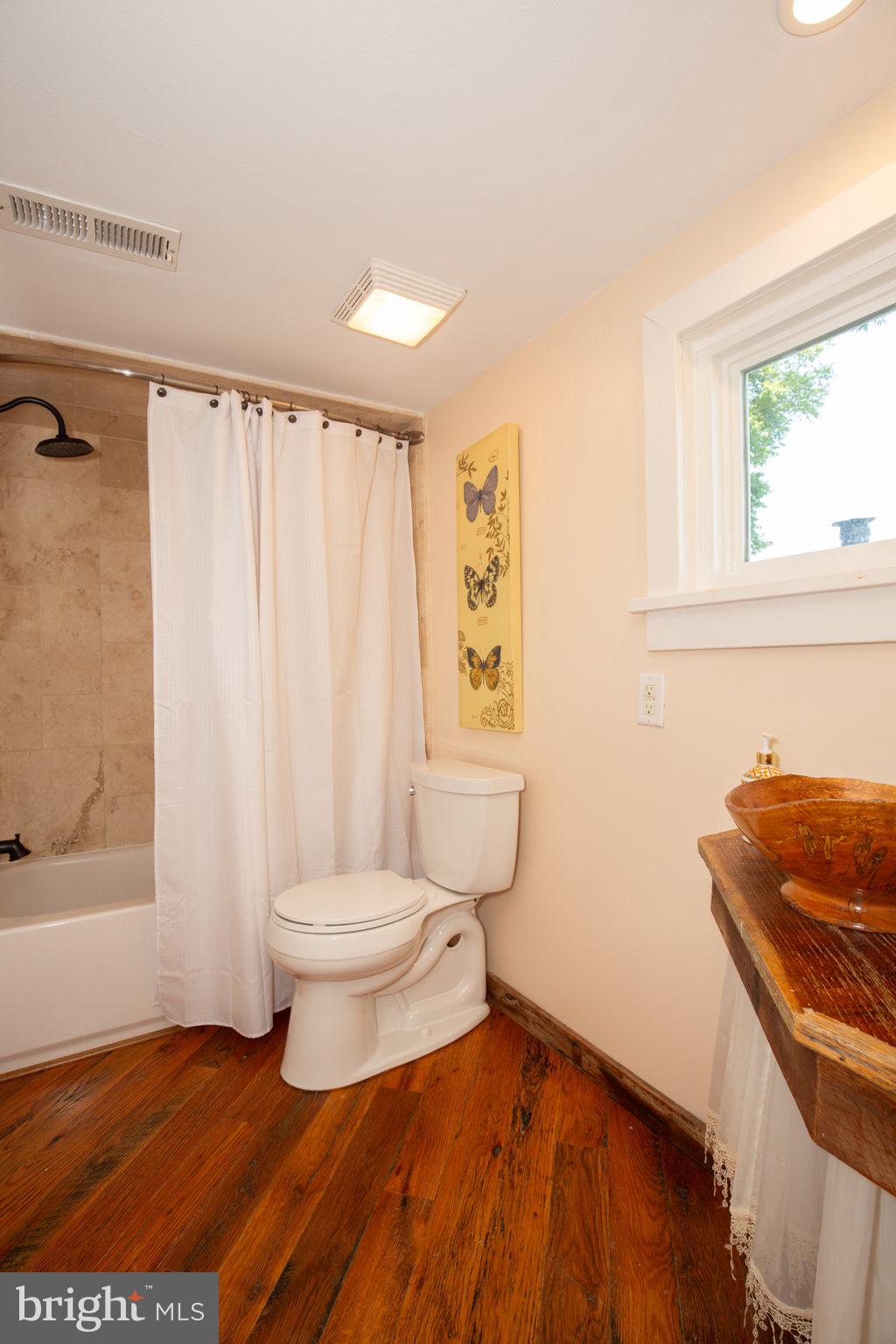 Real estate listing preview #38