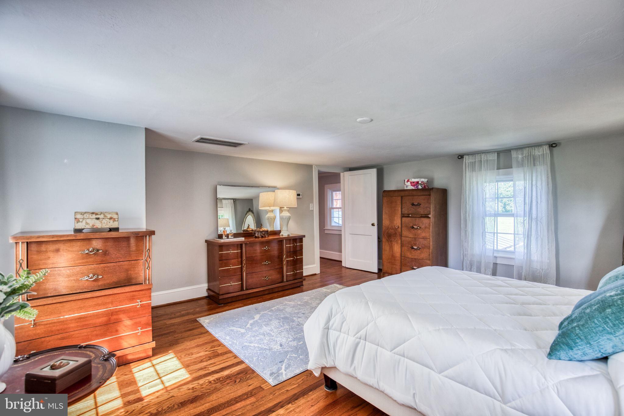 Real estate listing preview #30