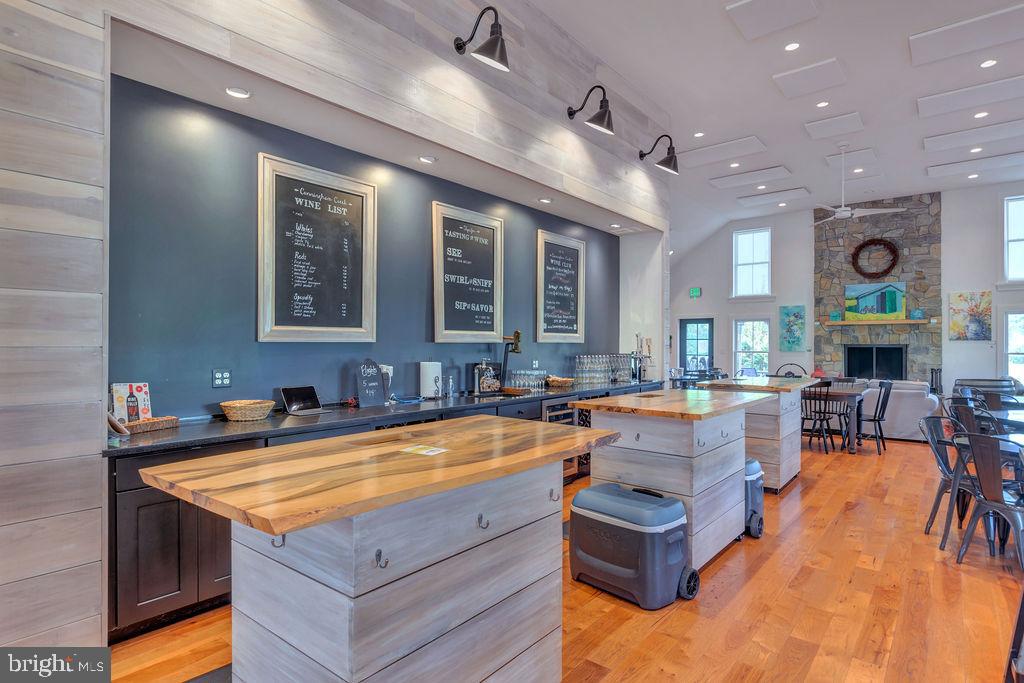 Real estate listing preview #11