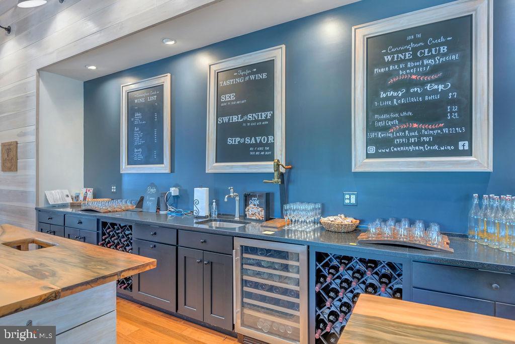 Real estate listing preview #14