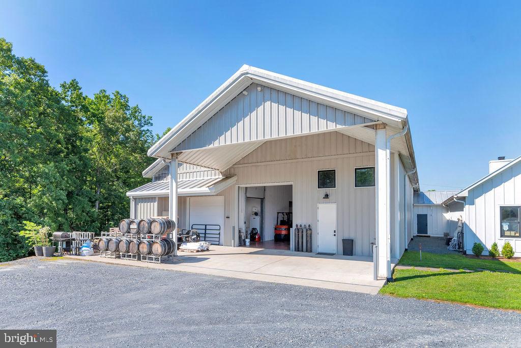 Real estate listing preview #24