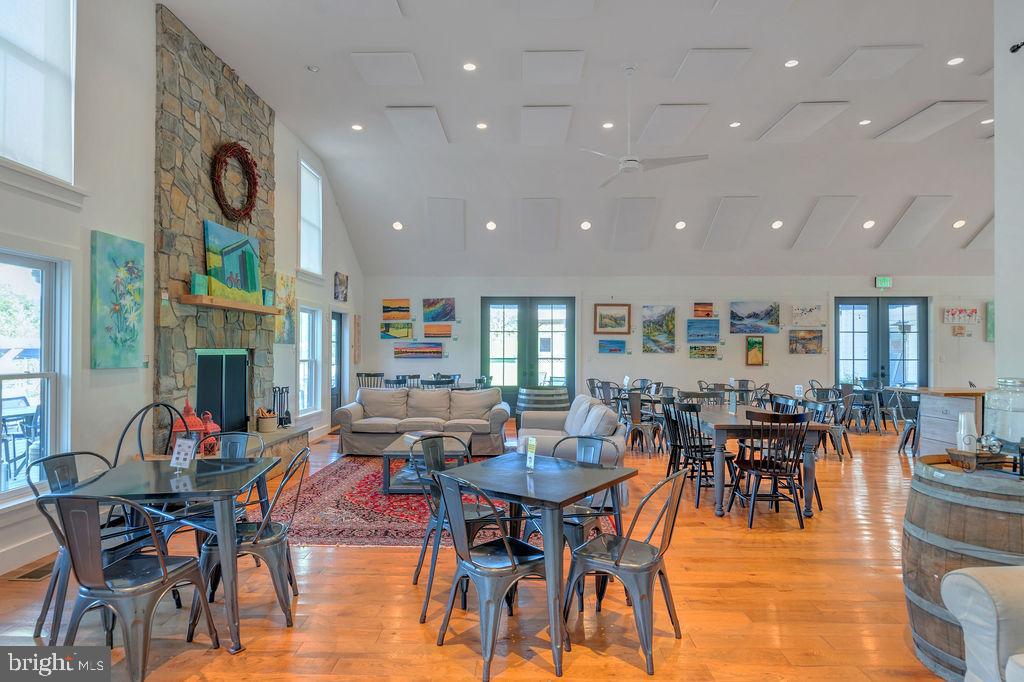 Real estate listing preview #13