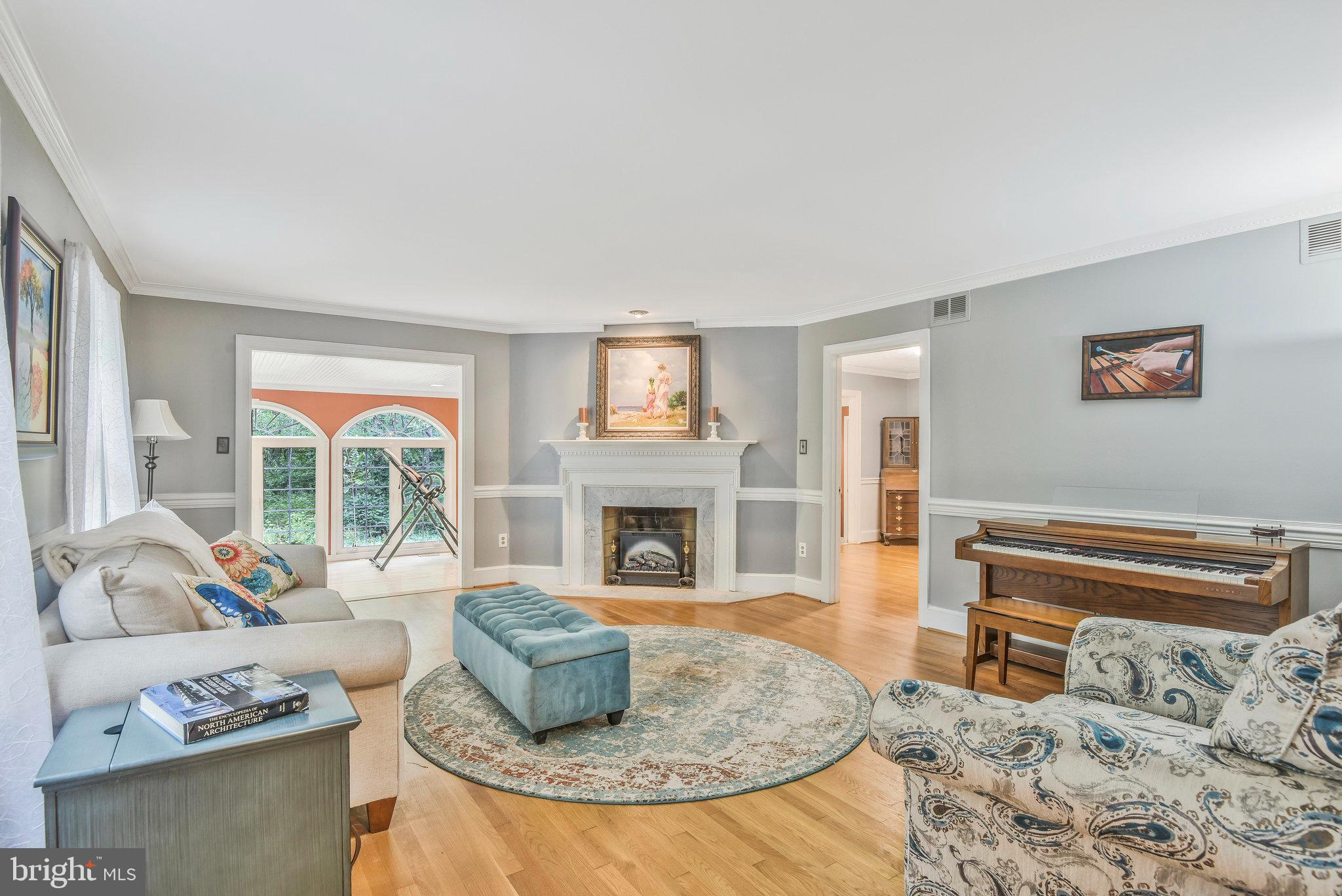 Real estate listing preview #4