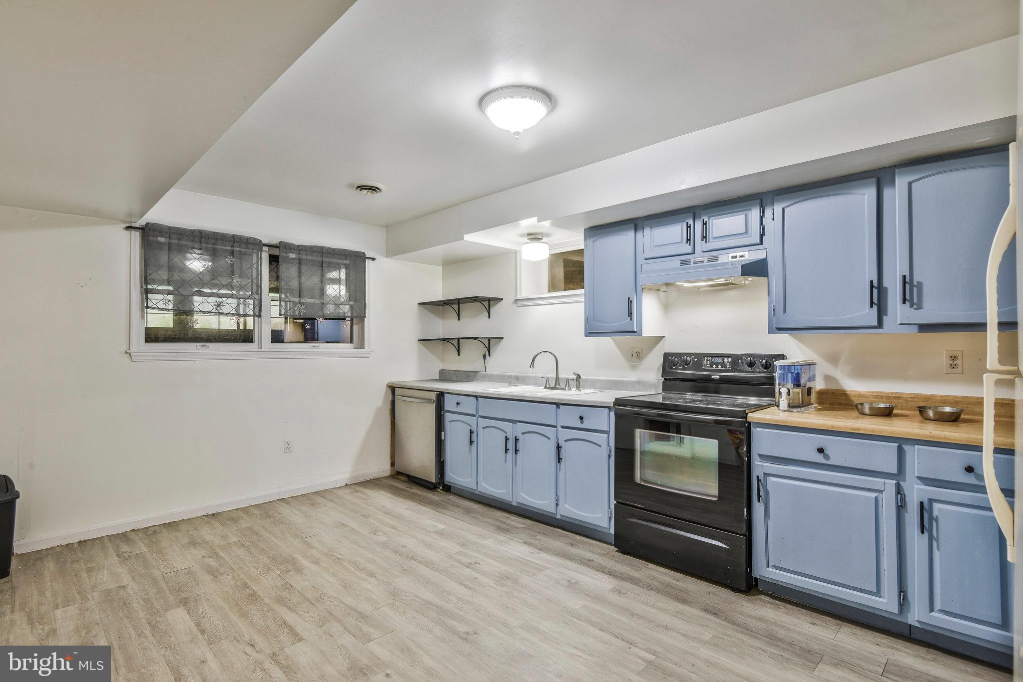 Real estate listing preview #27