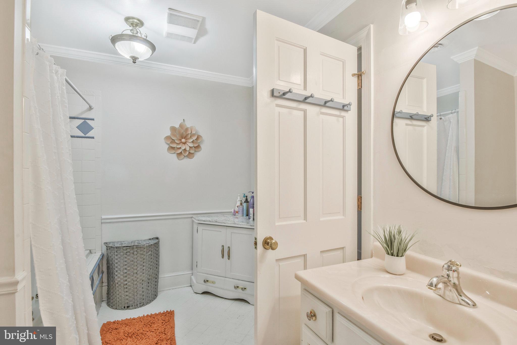 Real estate listing preview #16