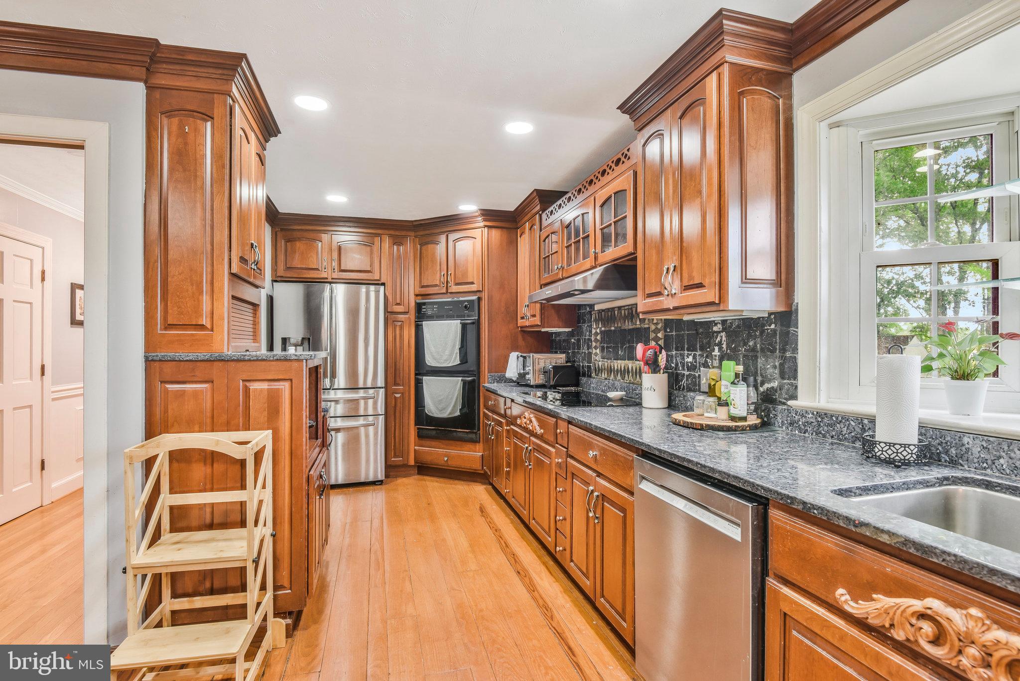 Real estate listing preview #10