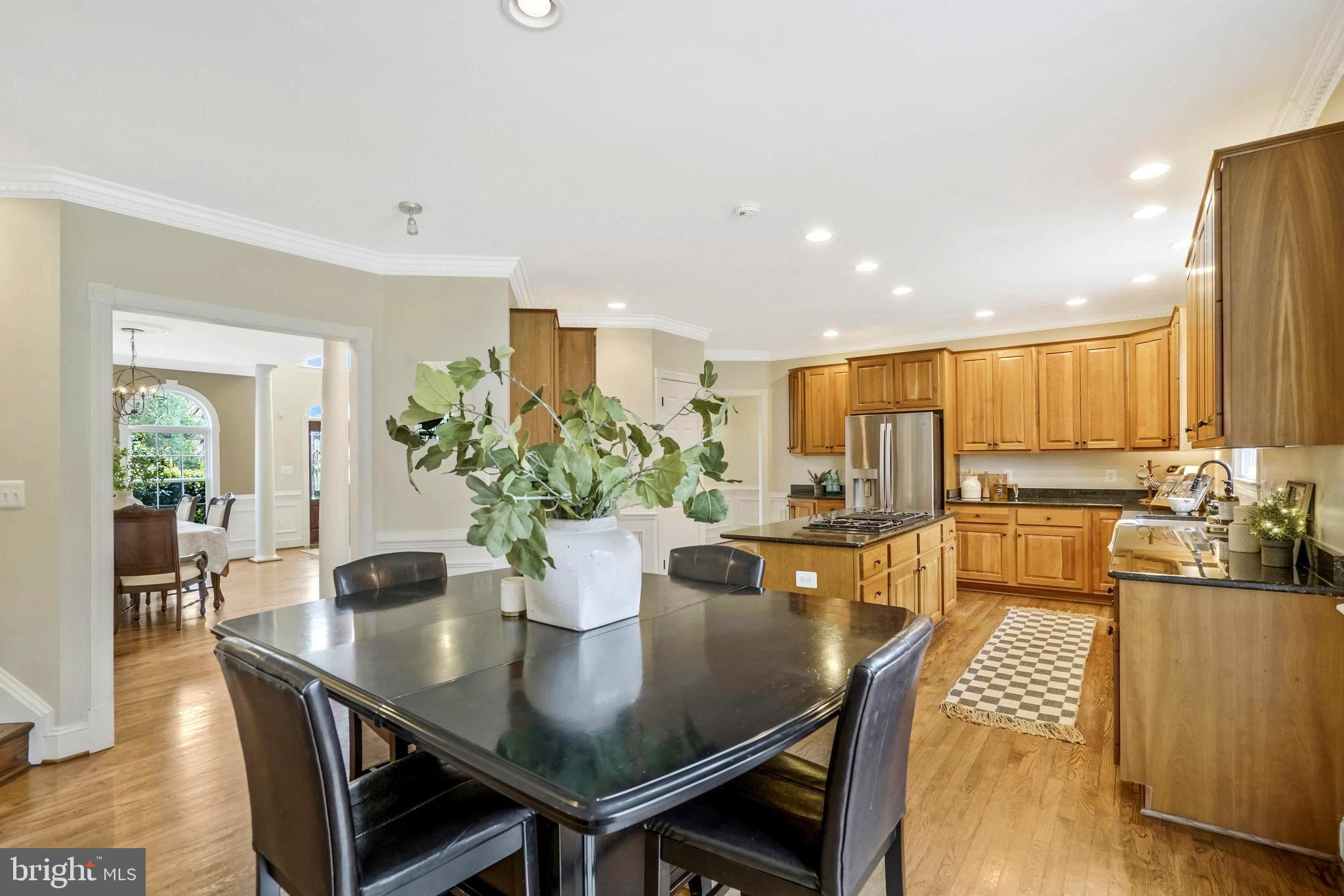 Real estate listing preview #22