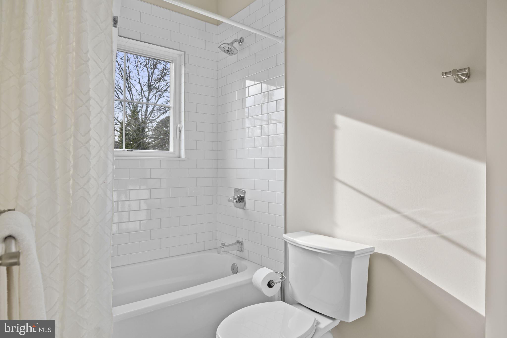 Real estate listing preview #37