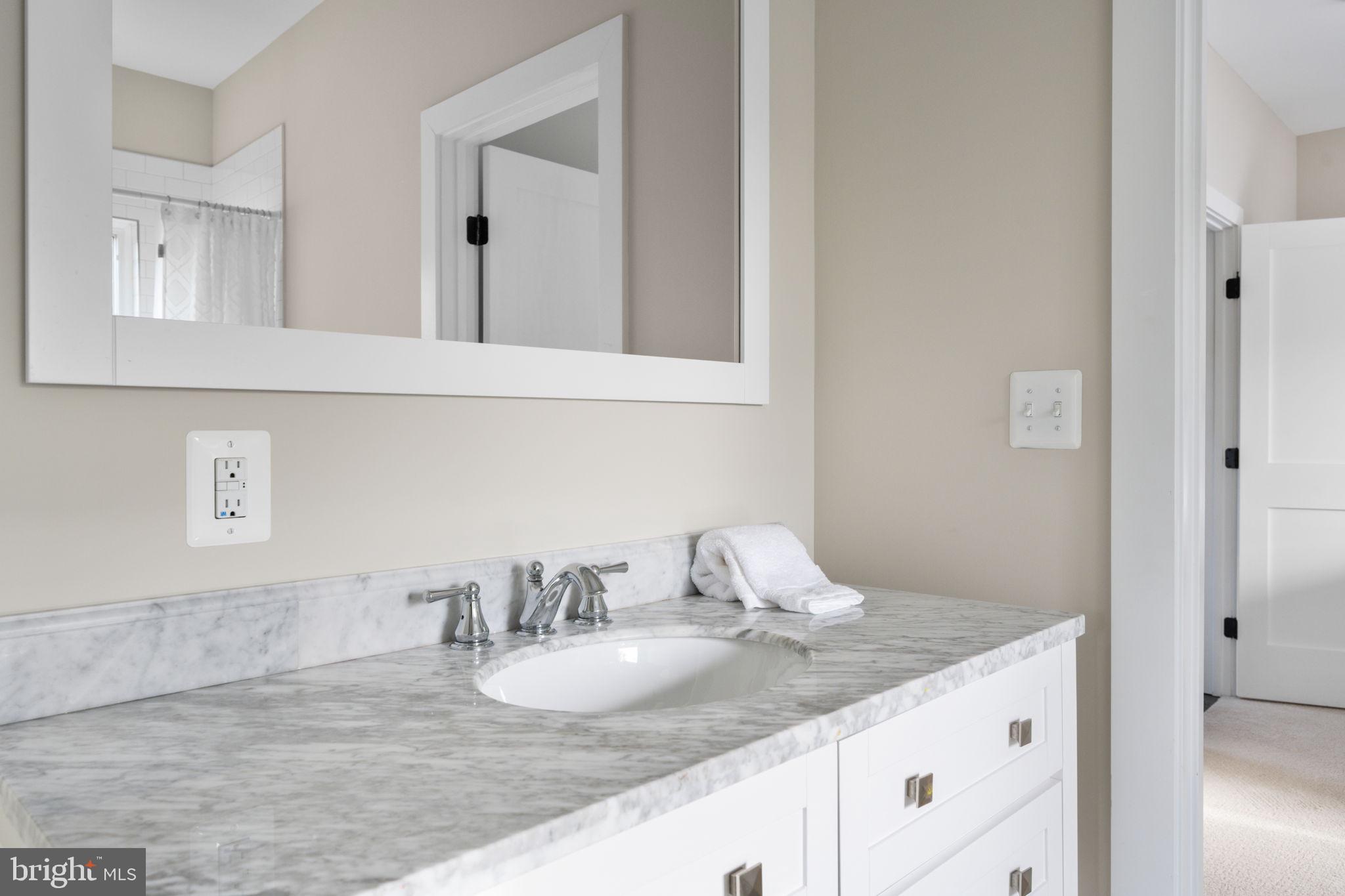 Real estate listing preview #39