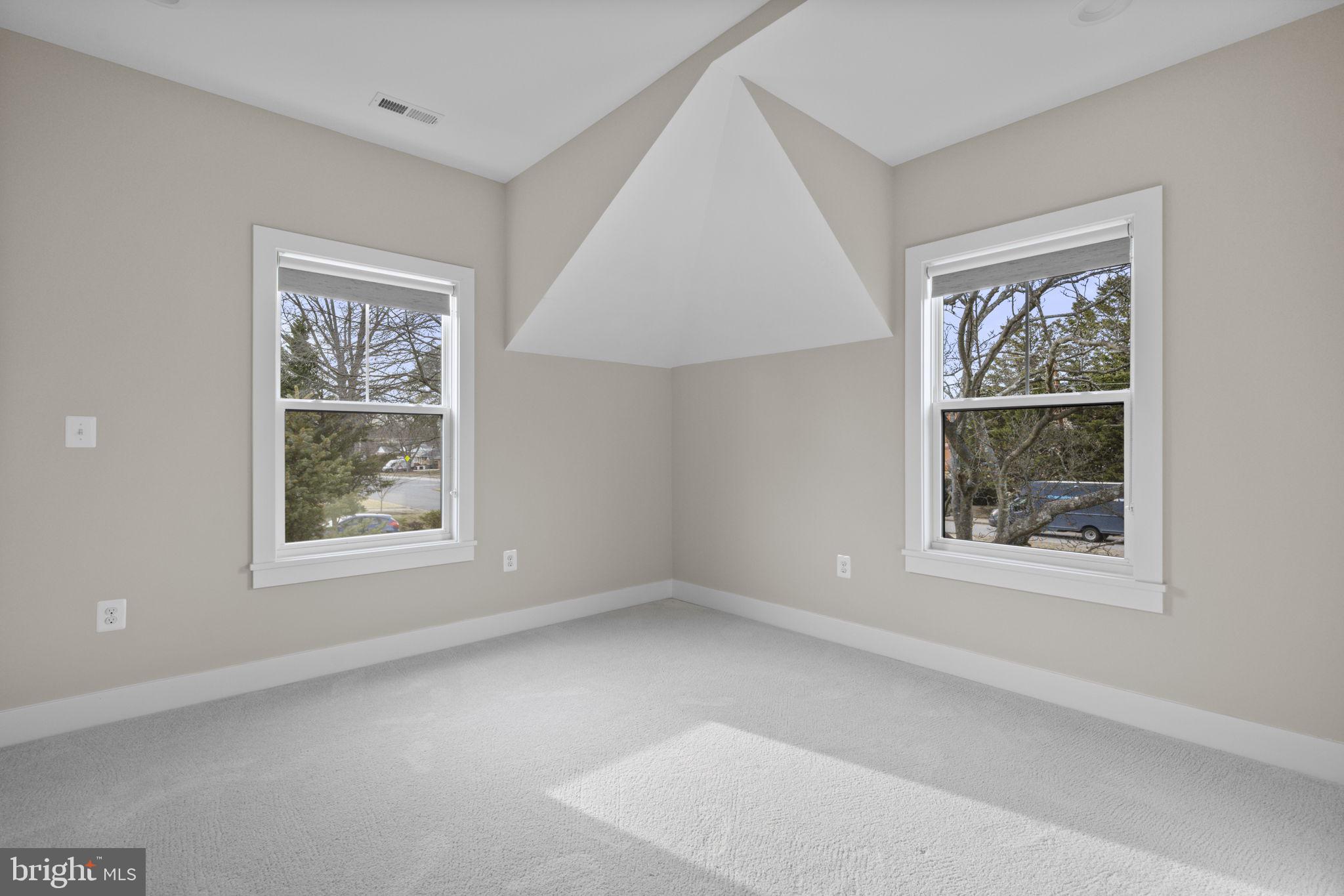 Real estate listing preview #40