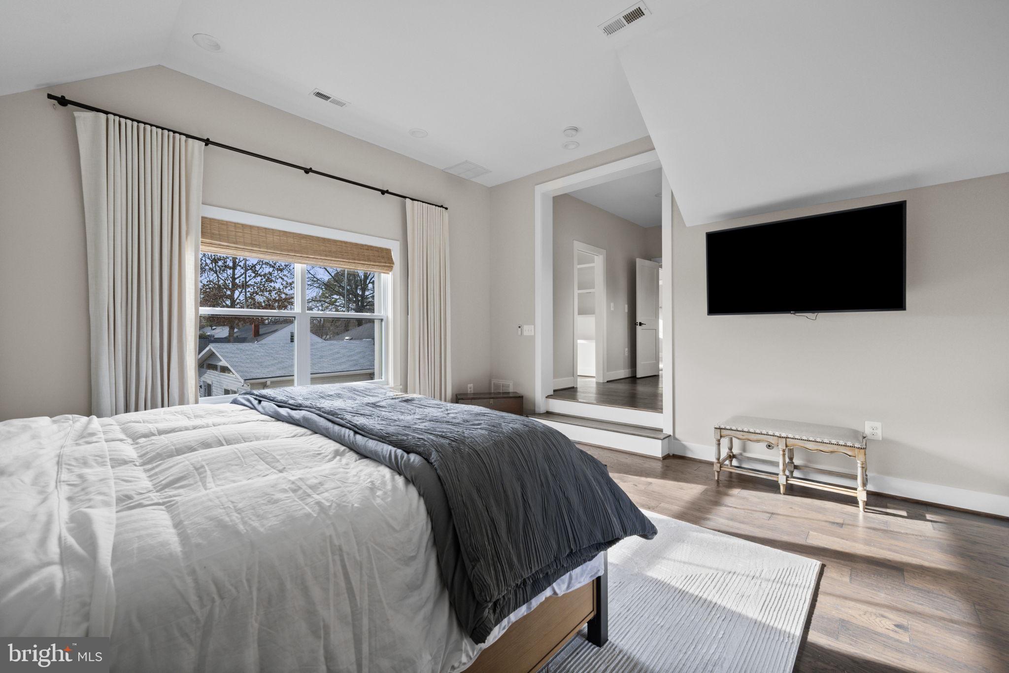 Real estate listing preview #28