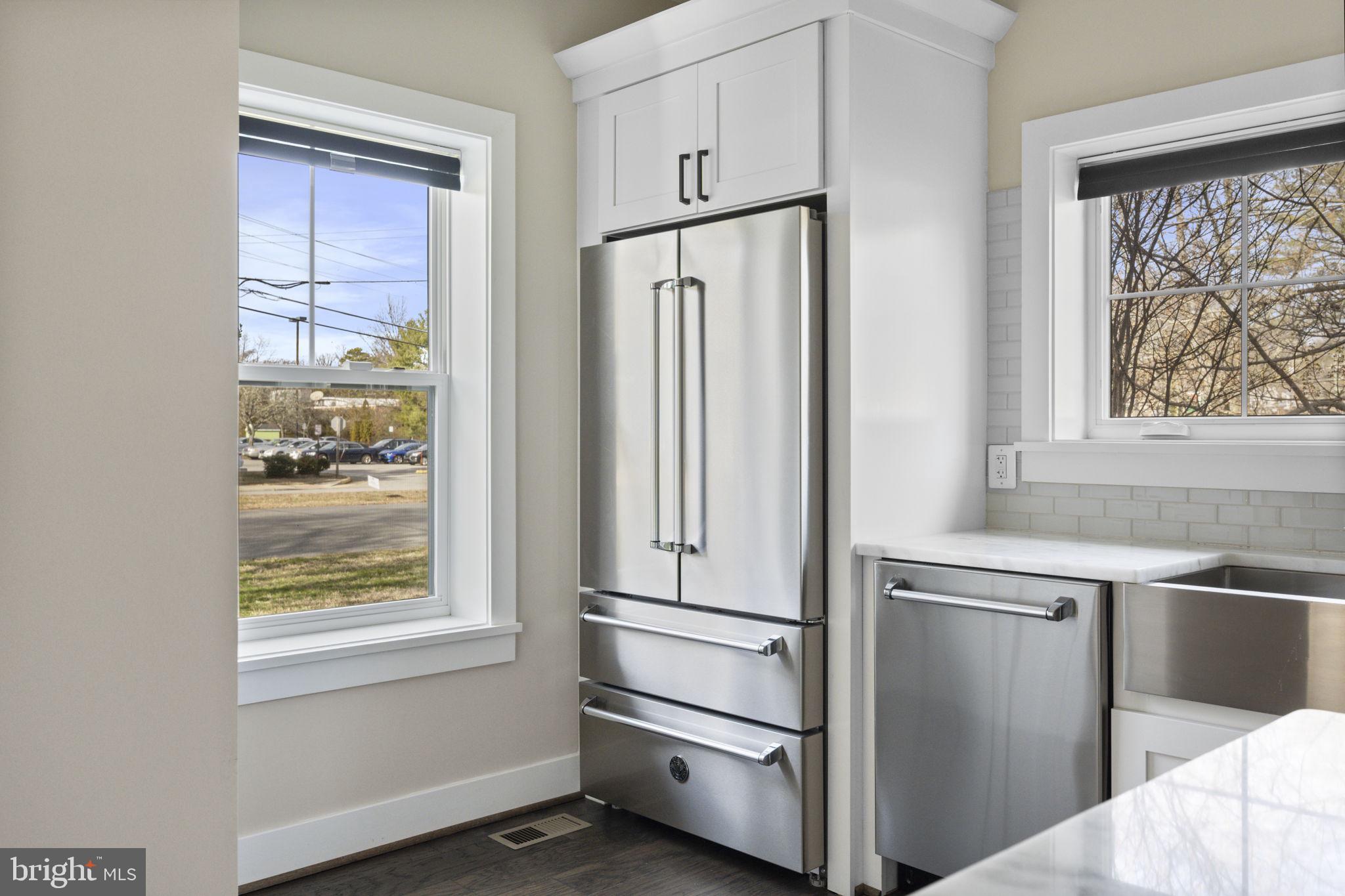 Real estate listing preview #13